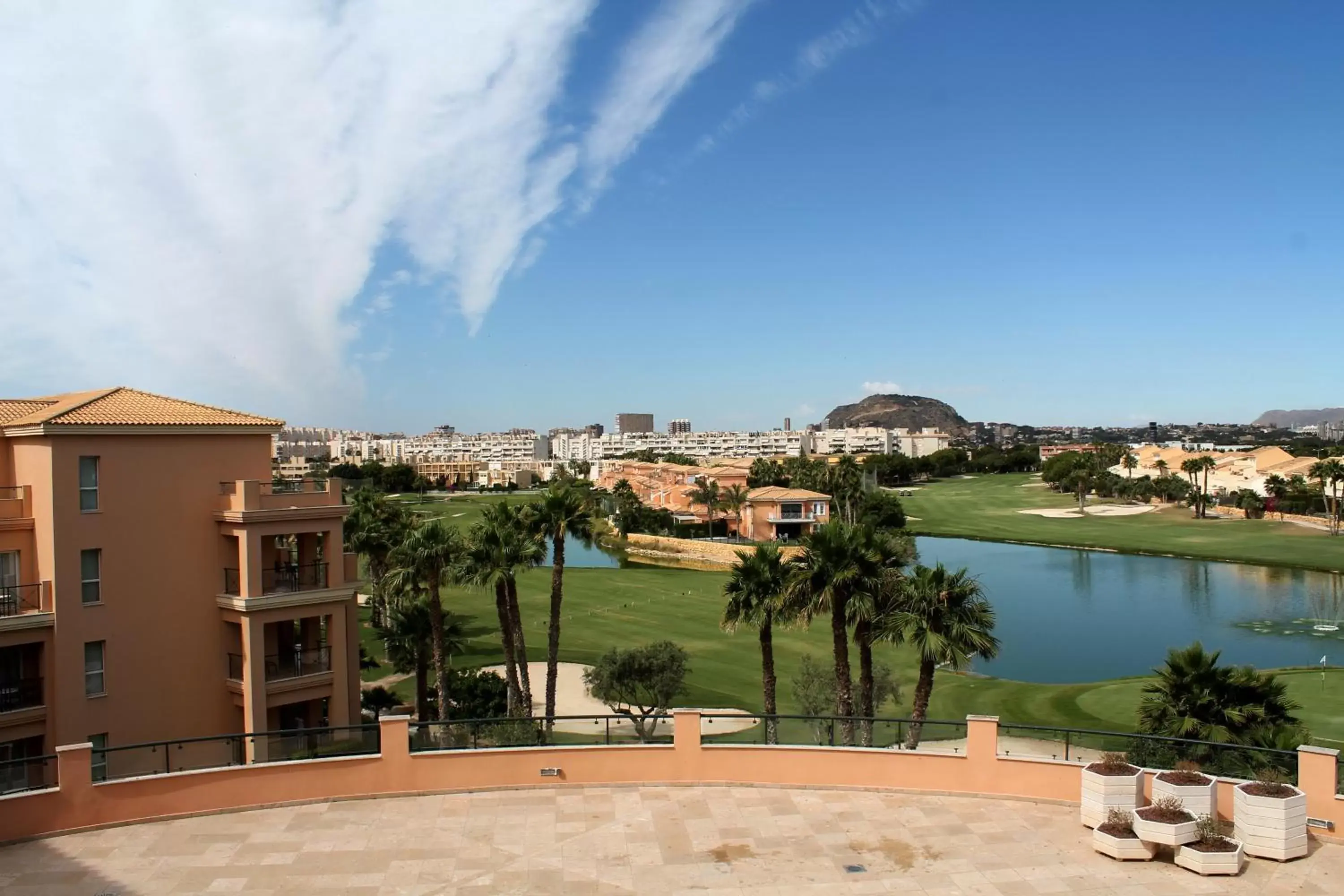 Lake view, Balcony/Terrace in Hotel Alicante Golf