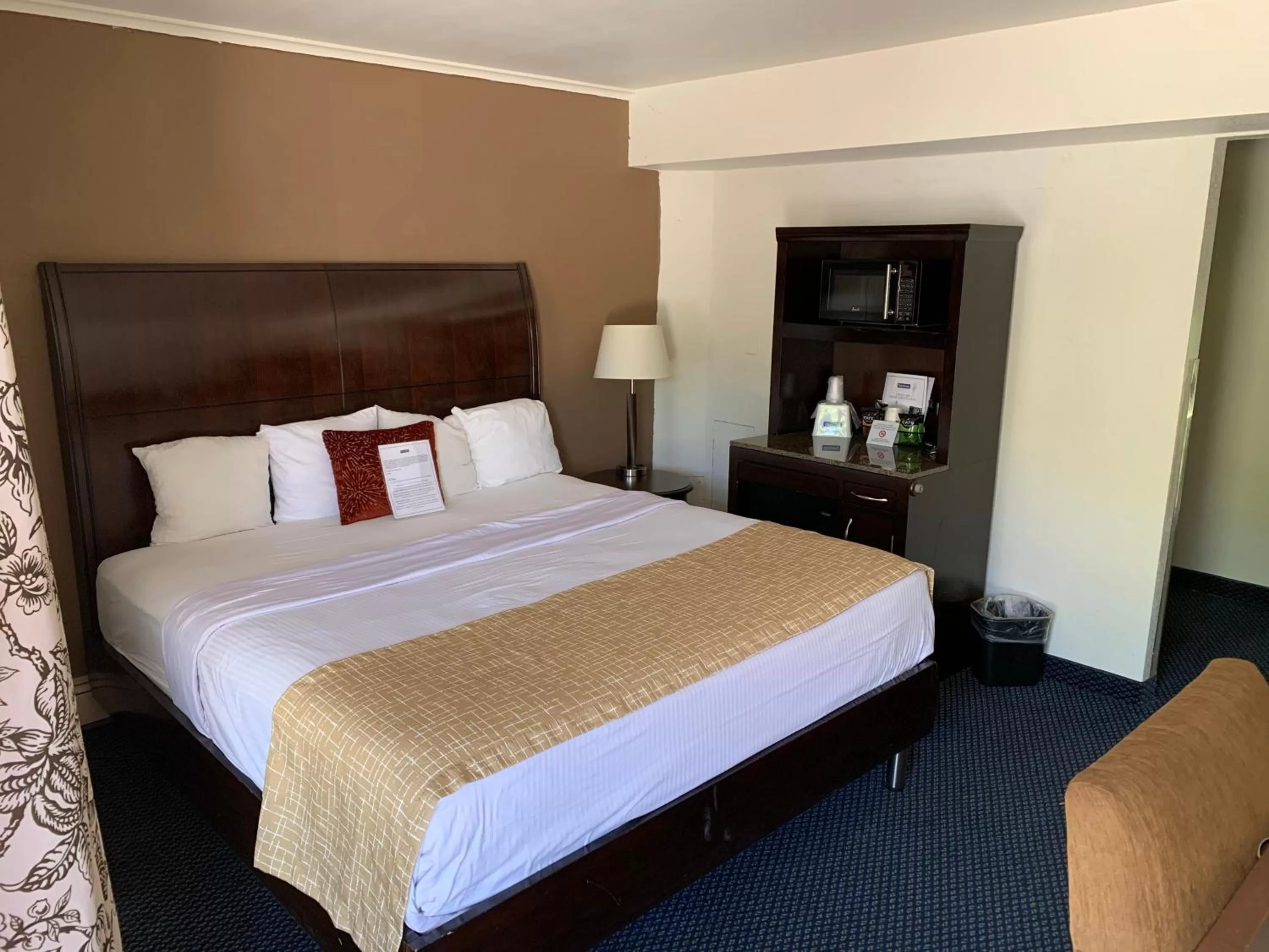Bed in Travelodge by Wyndham Rapid City