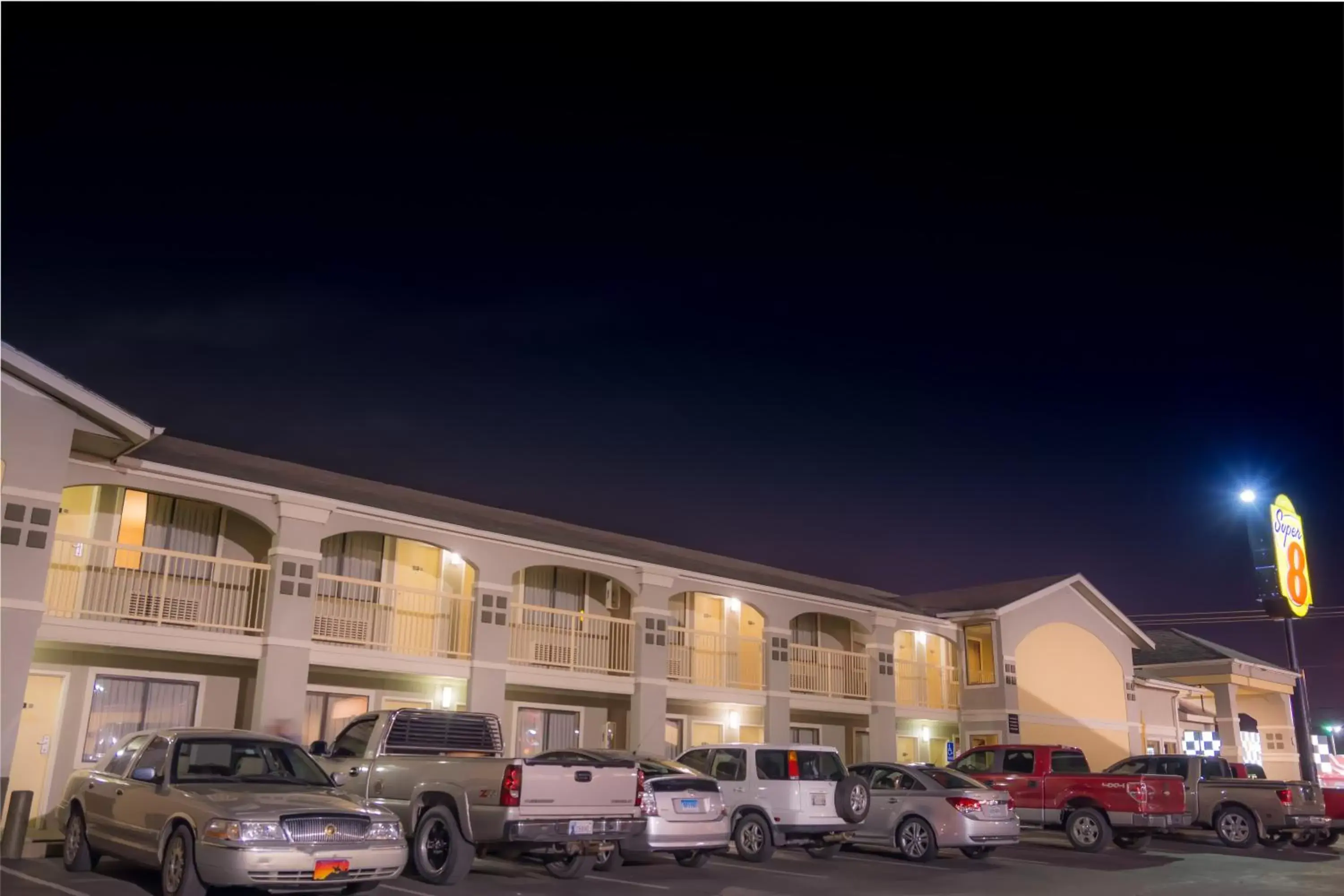 Facade/entrance, Property Building in Super 8 by Wyndham Oklahoma Airport Fairgrounds West