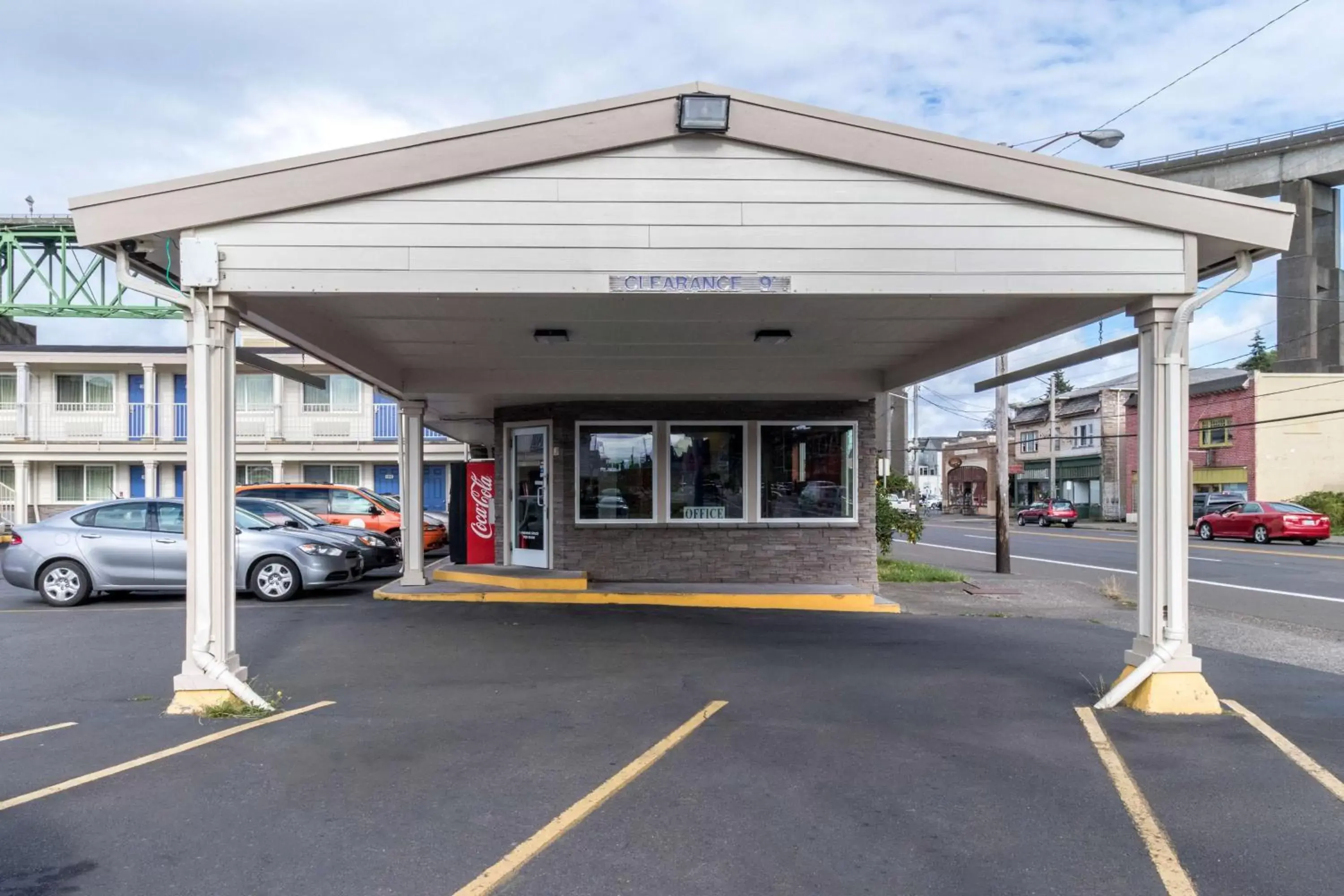 Property building in Motel 6-Astoria, OR