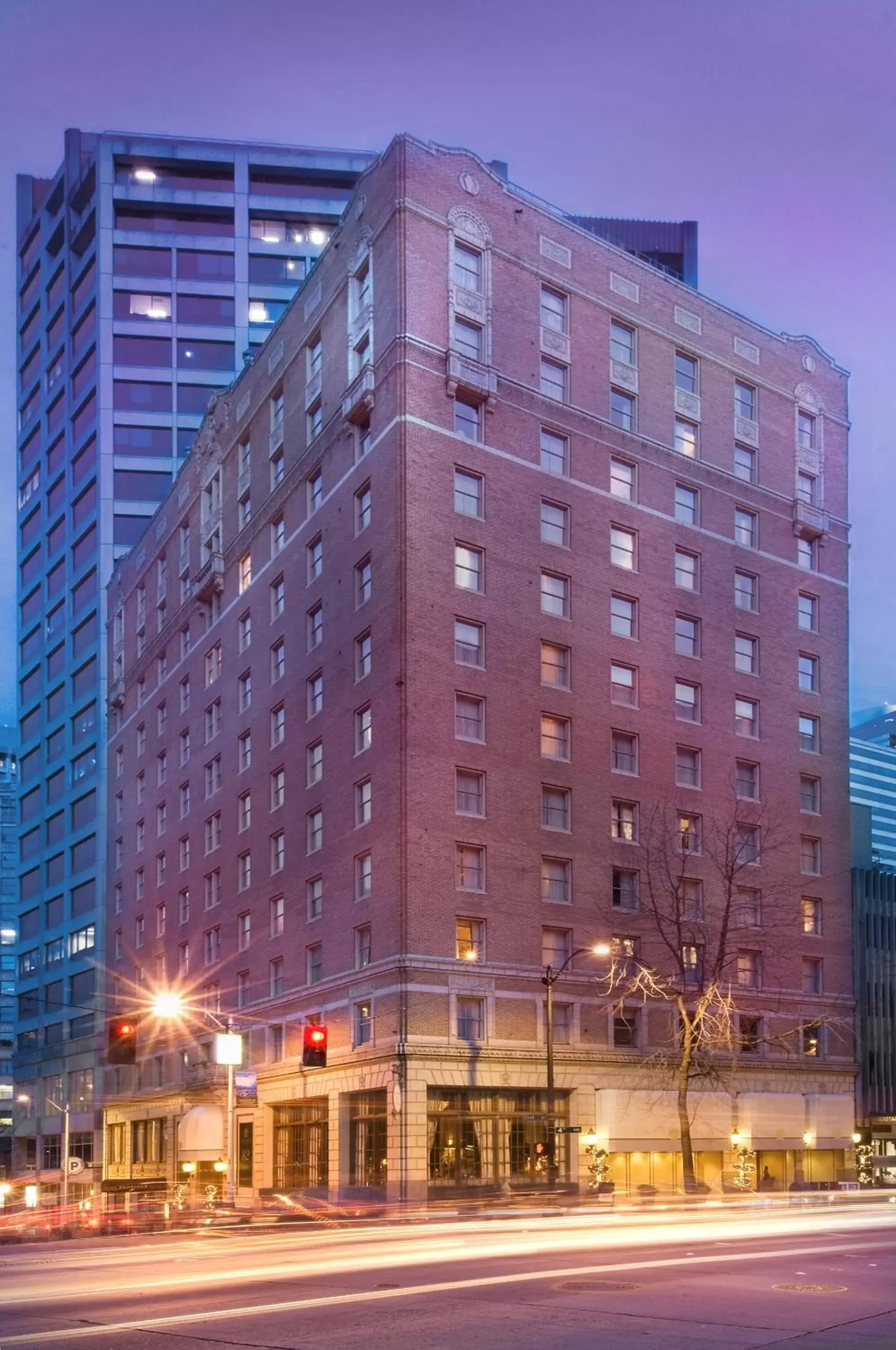 Facade/entrance, Property Building in Mayflower Park Hotel