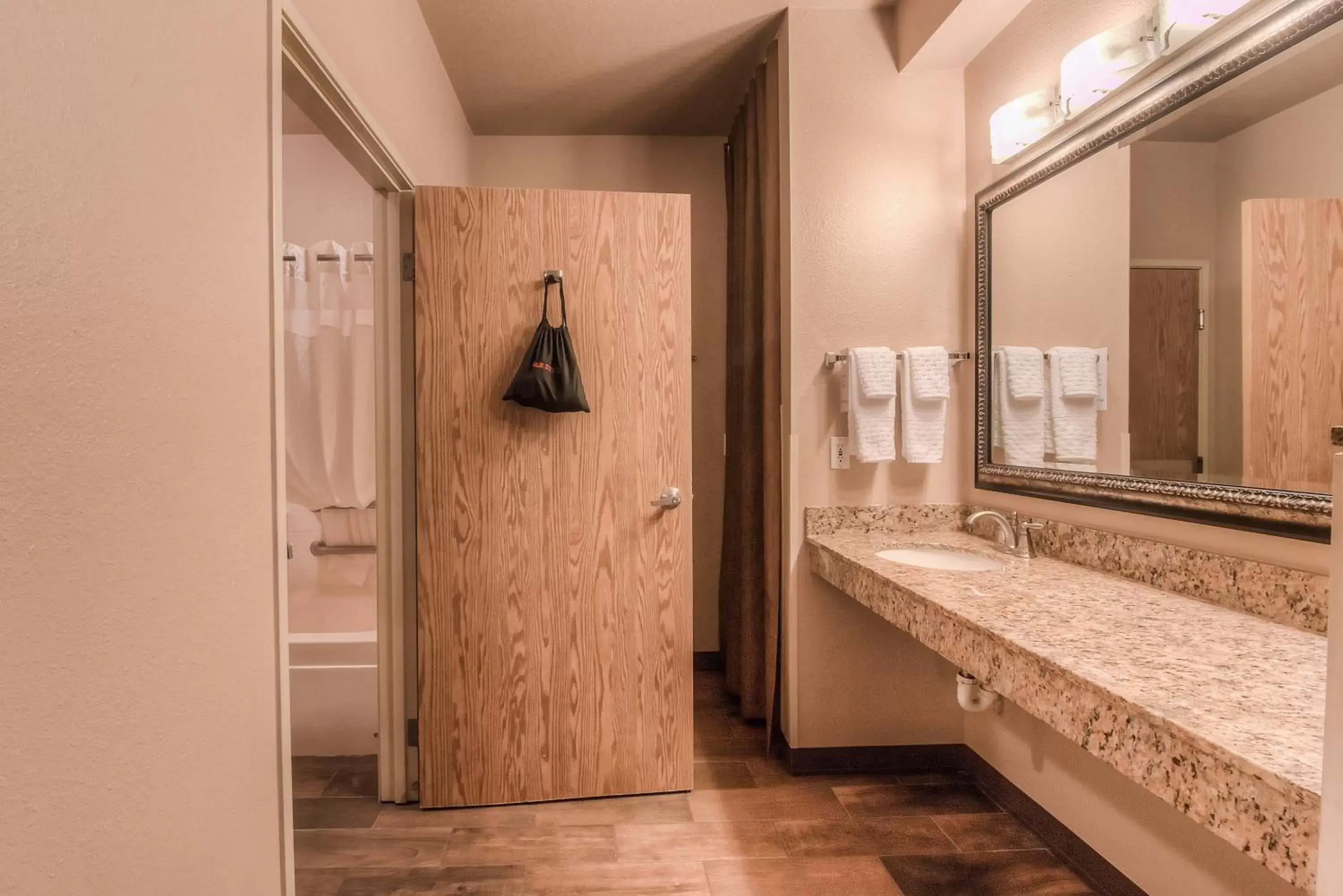 Bathroom in Best Western Plus Yakima Hotel
