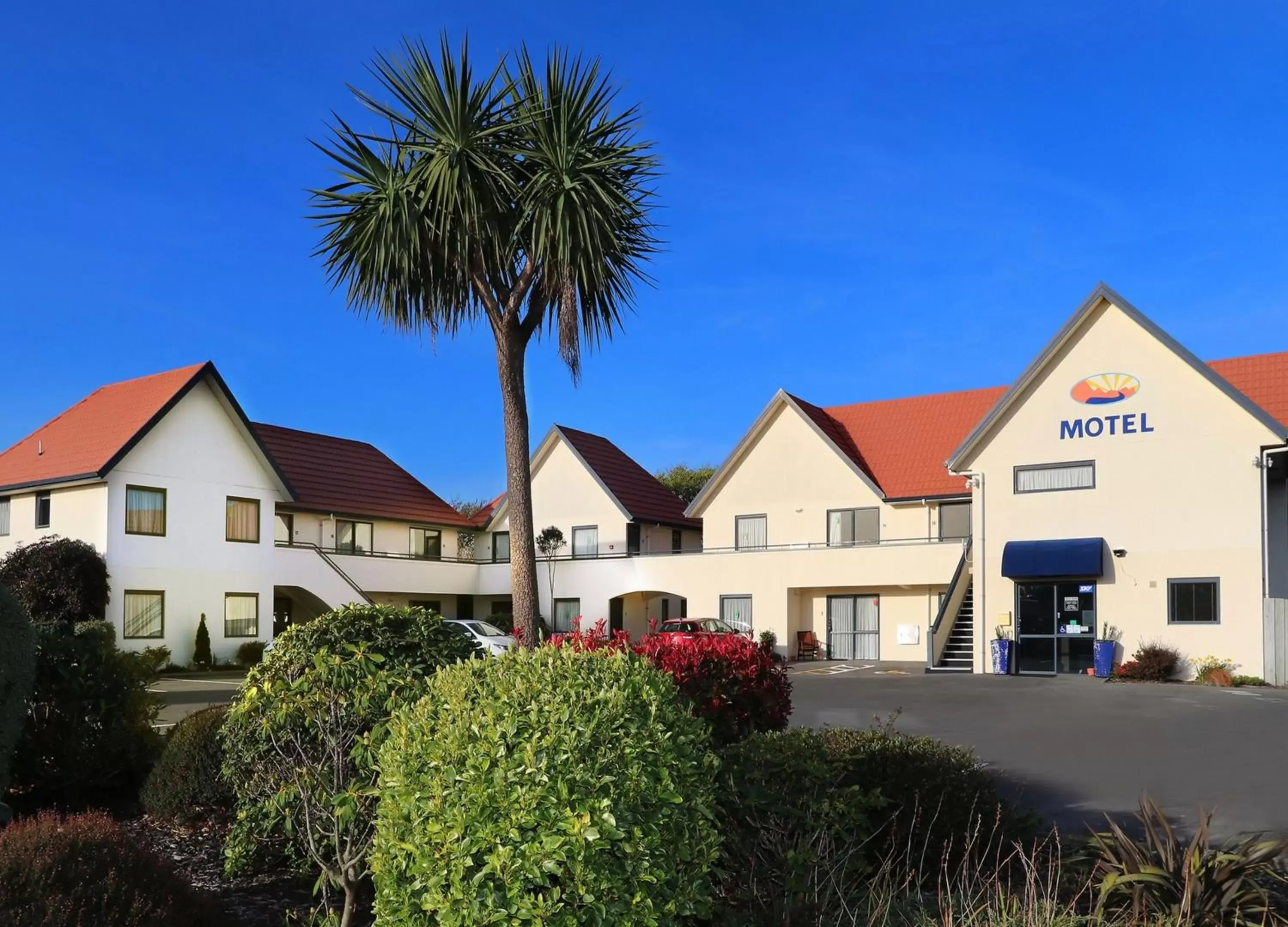 Facade/entrance, Property Building in Bella Vista Motel Invercargill