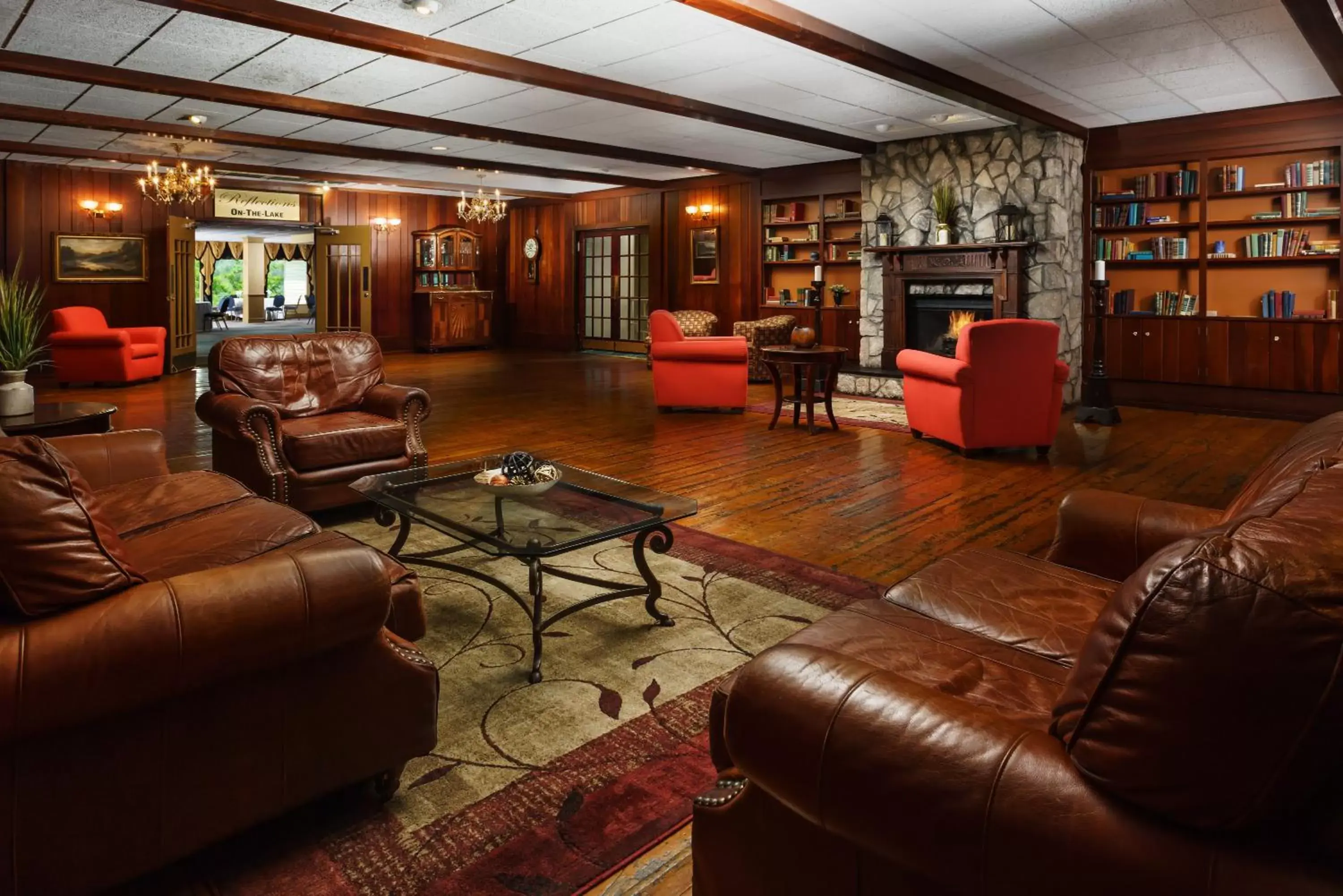 Library, Lounge/Bar in Lakeview Golf Resort, Trademark Collection by Wyndham