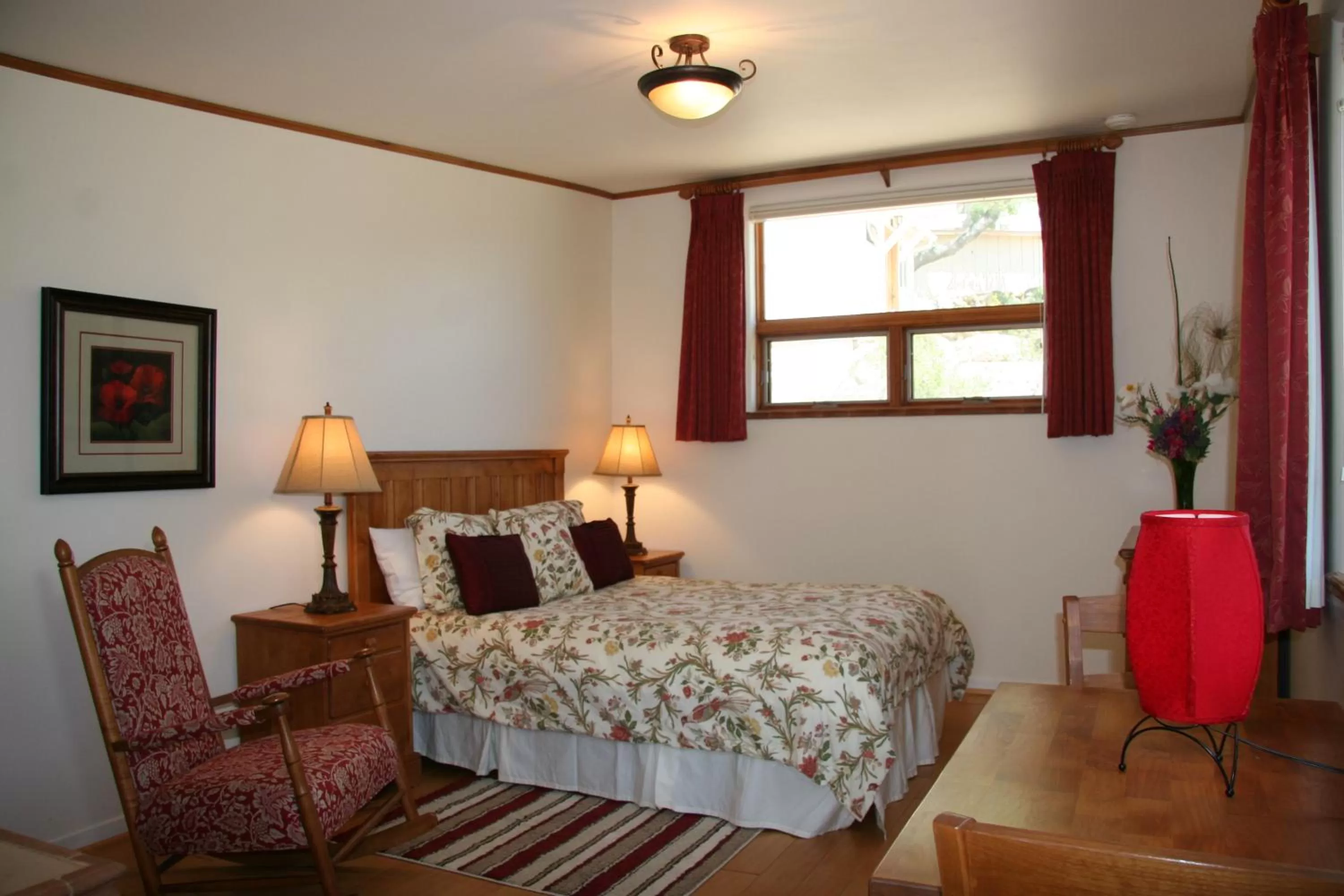 Bedroom, Room Photo in Ojai Retreat & Inn