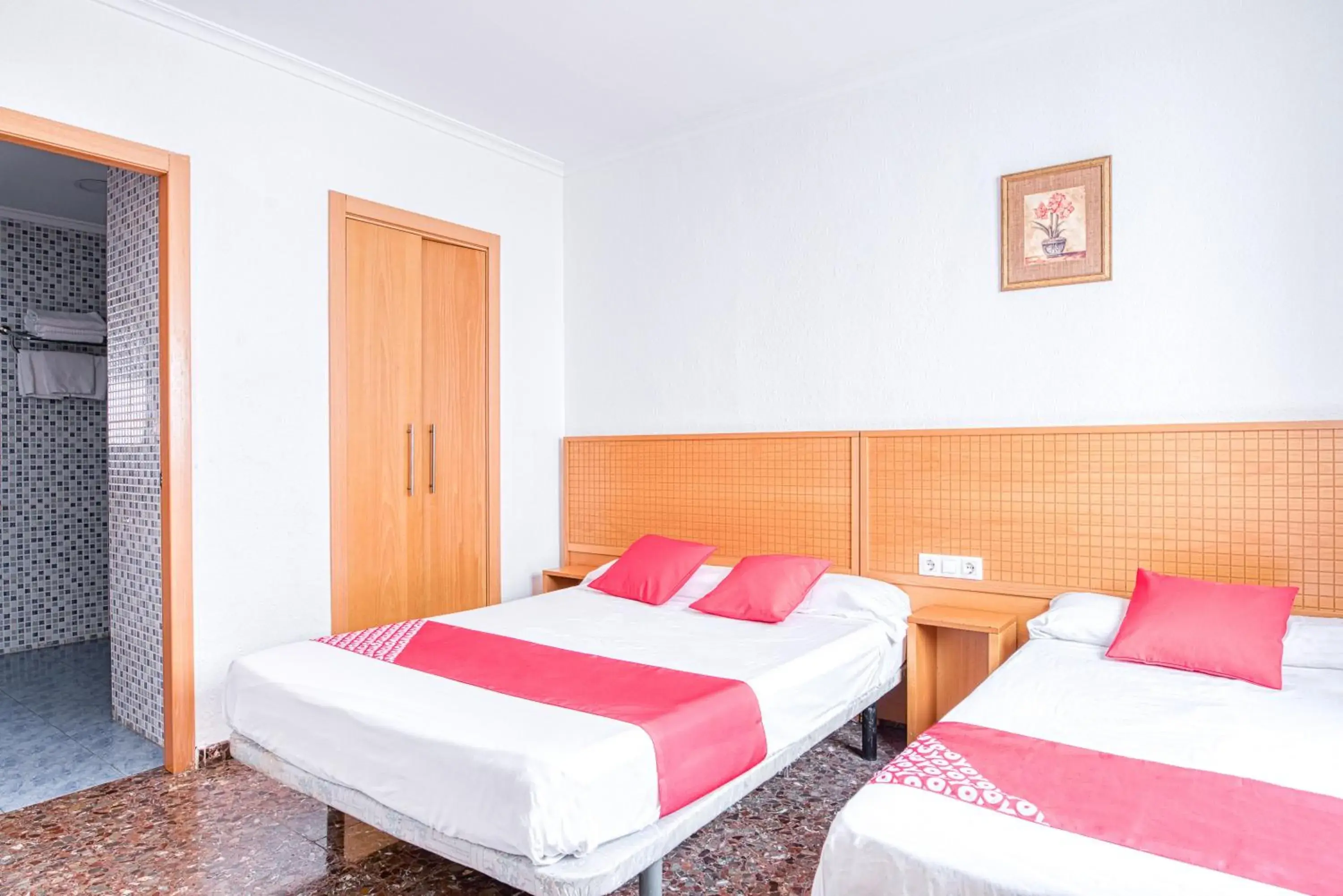 Family Room - single occupancy in Hostal Nova Picanya Family Room - single occupancy in Hostal Nova Picanya