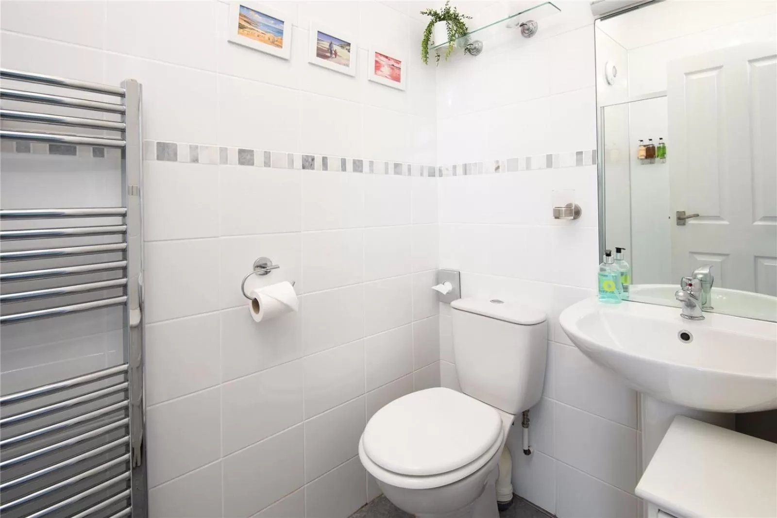 Toilet, Bathroom in Hillcrest Bed & Breakfast