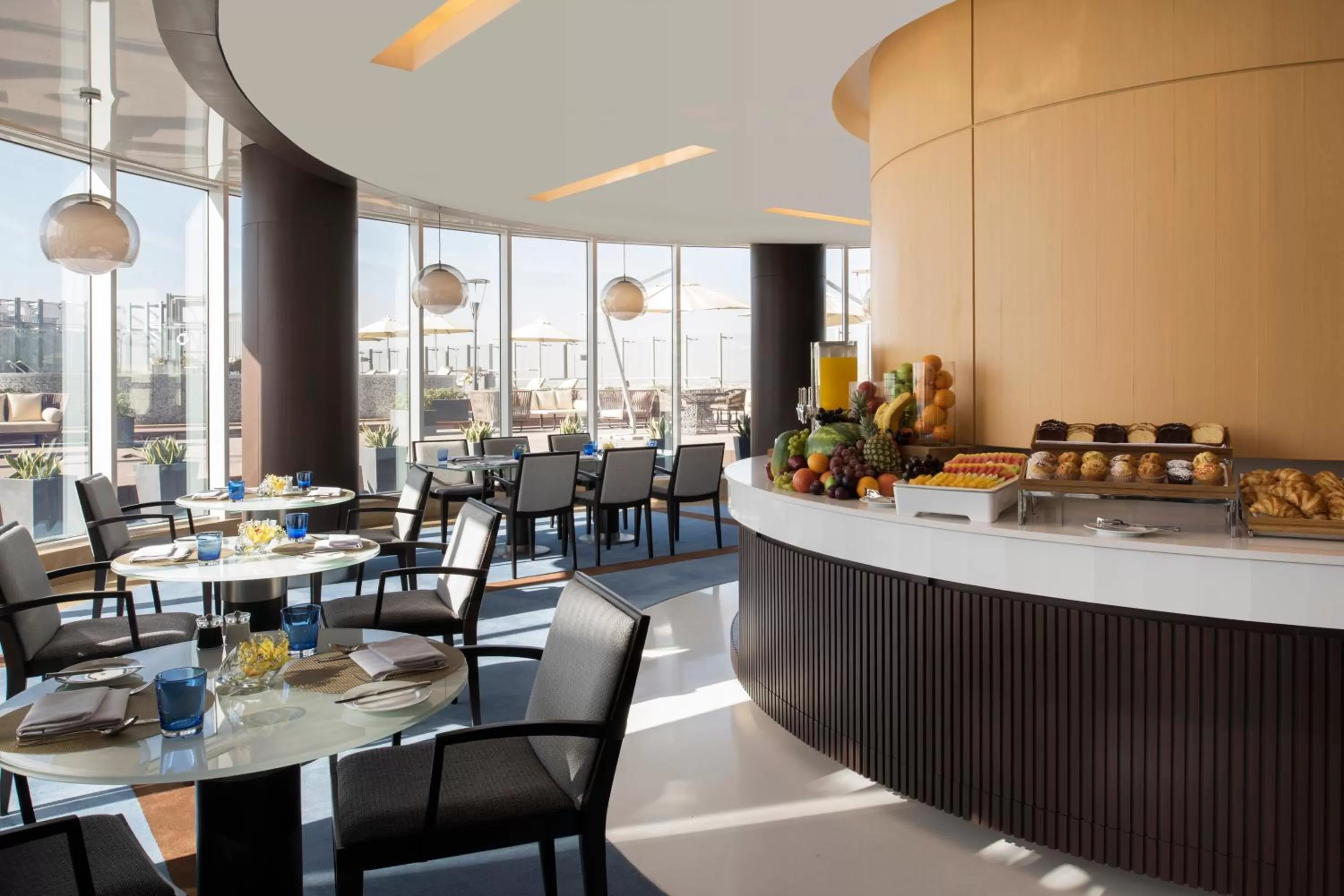 Restaurant/places to eat in Fraser Suites Riyadh