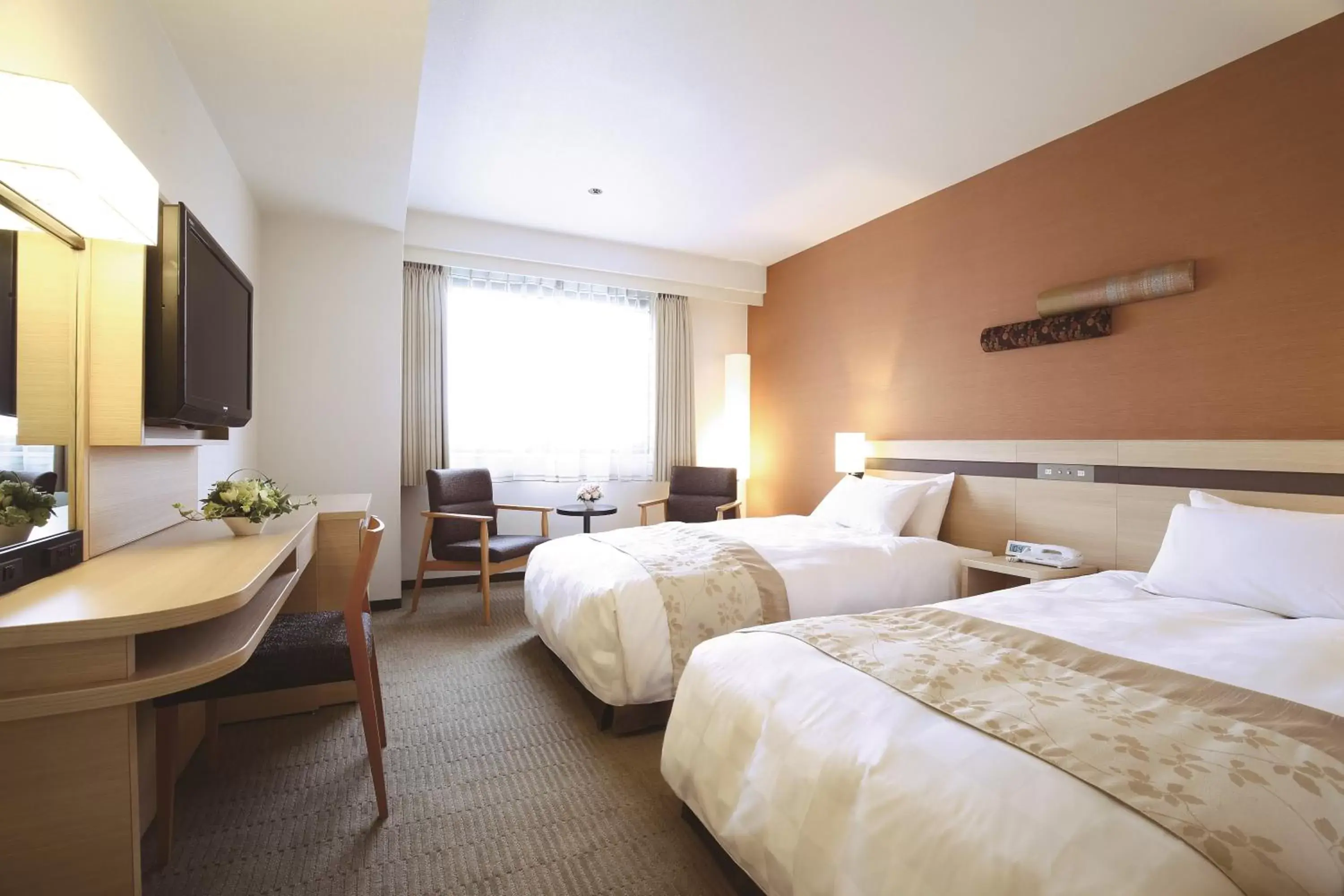 Photo of the whole room, Bed in Karasuma Kyoto Hotel