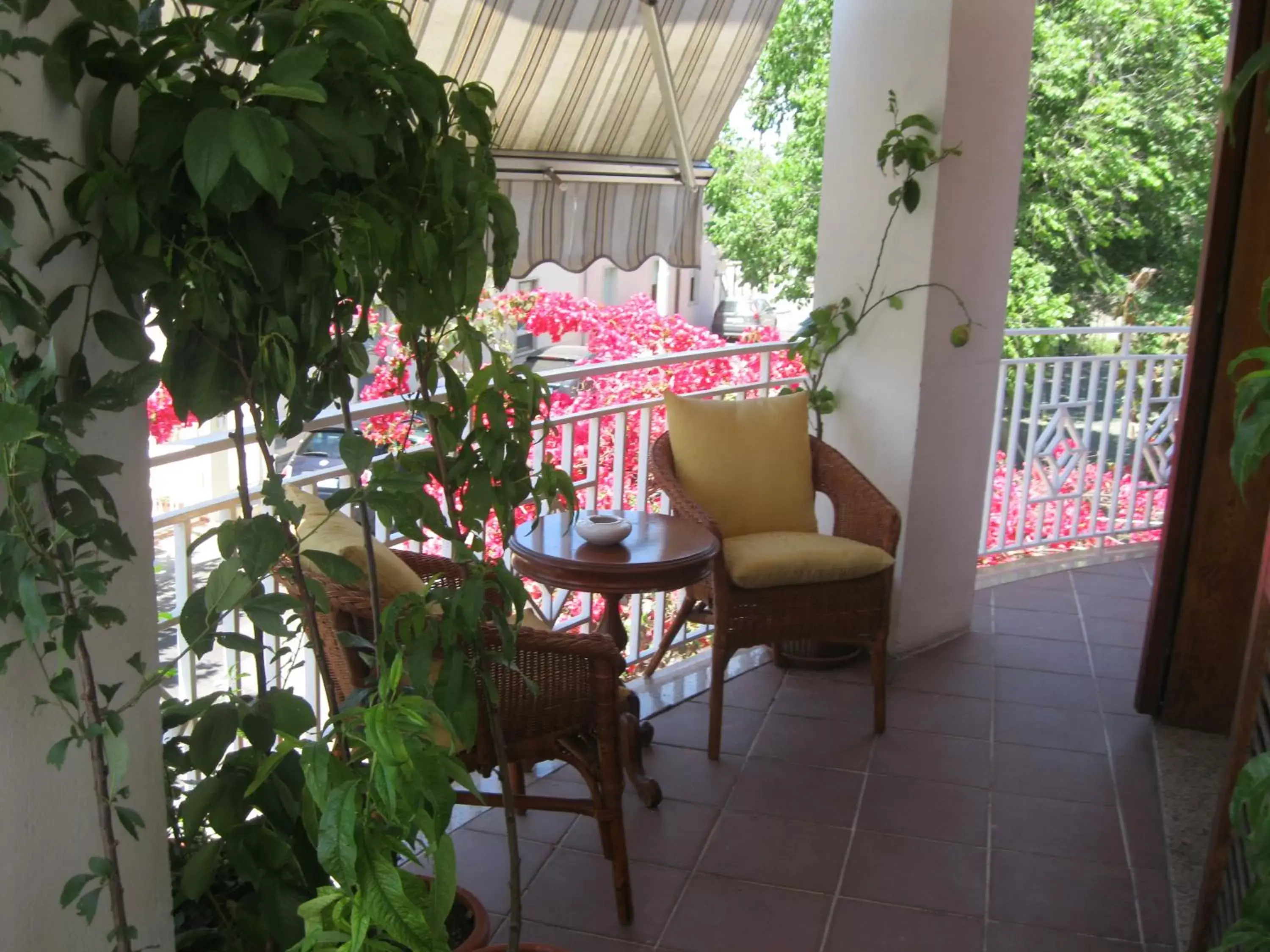 Property building, Balcony/Terrace in B&B Il Gelsomino