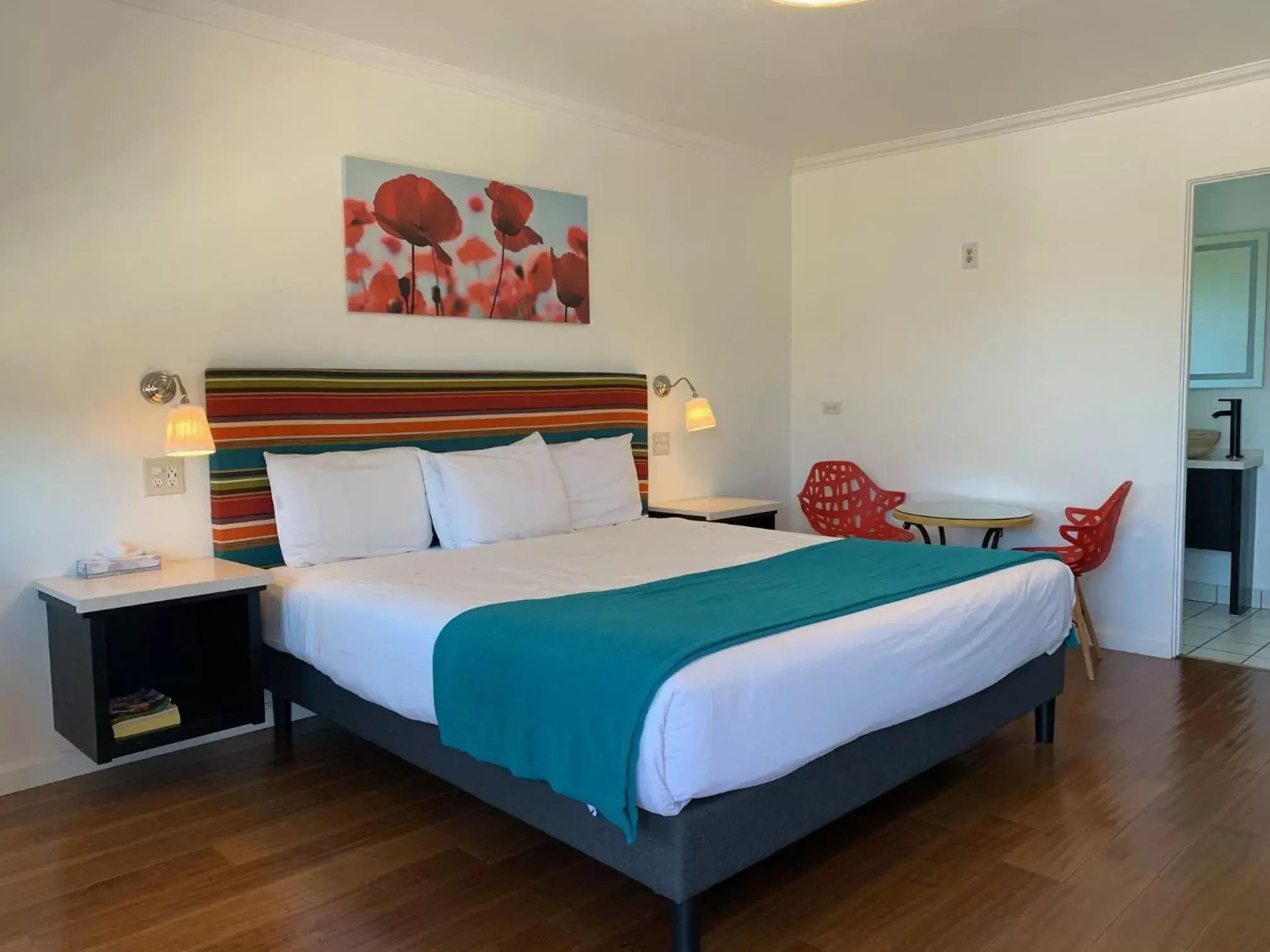 Bed in Sandyland Reef Inn