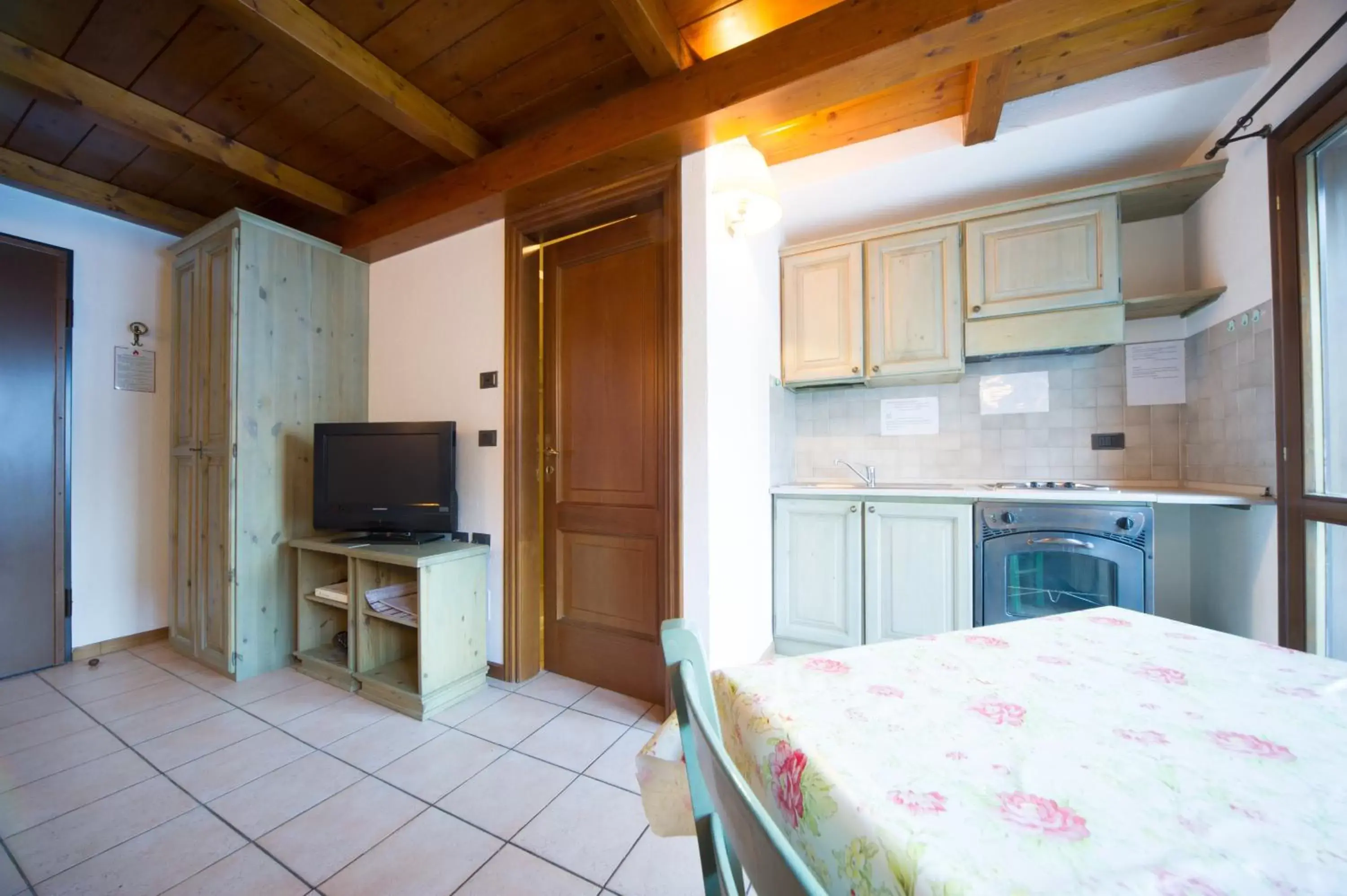 Living room, Dining Area in Residence Villa Frejus