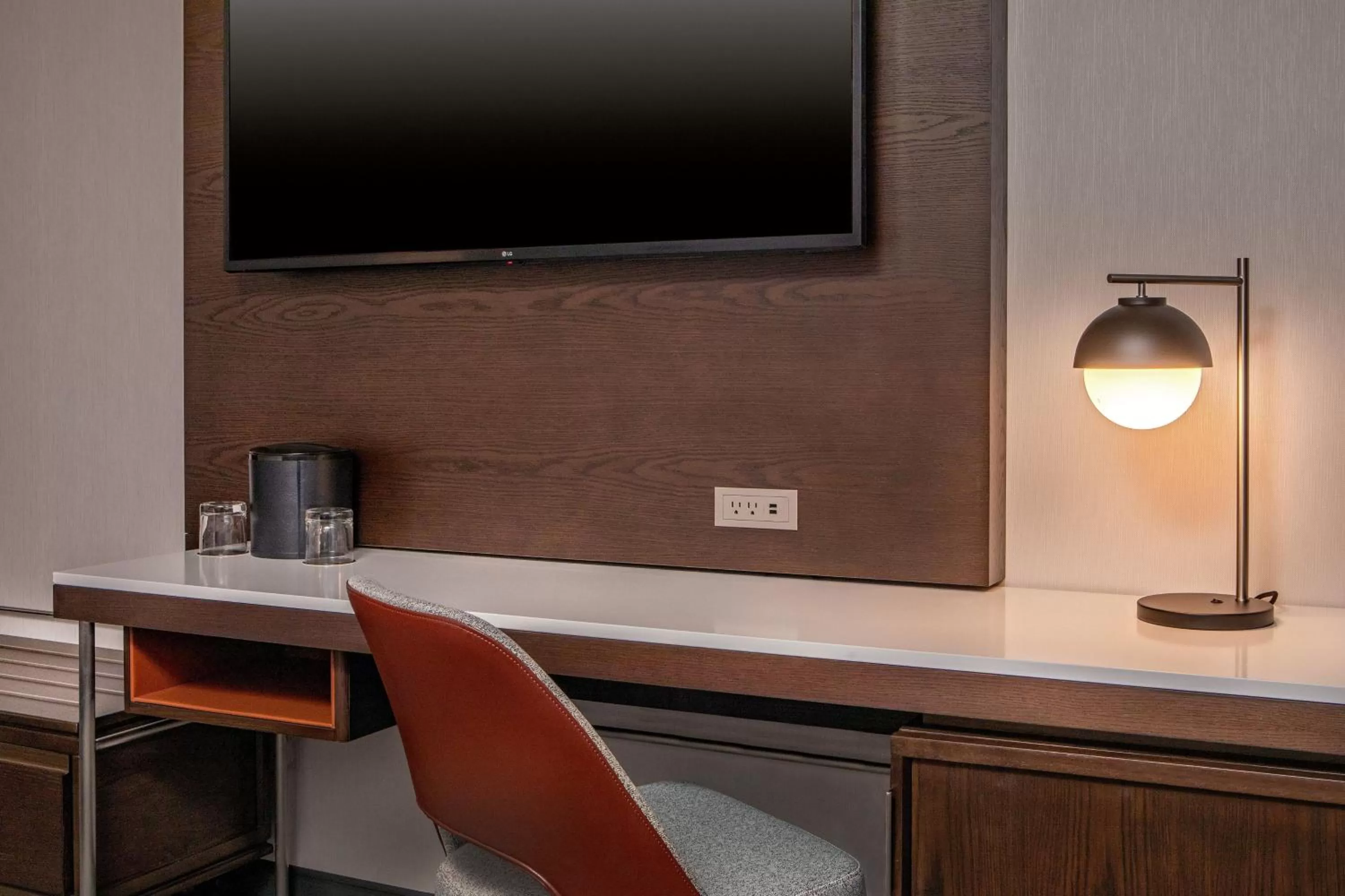 One-Bedroom King Suite with Sofa Bed in Courtyard by Marriott Boston Billerica Bedford