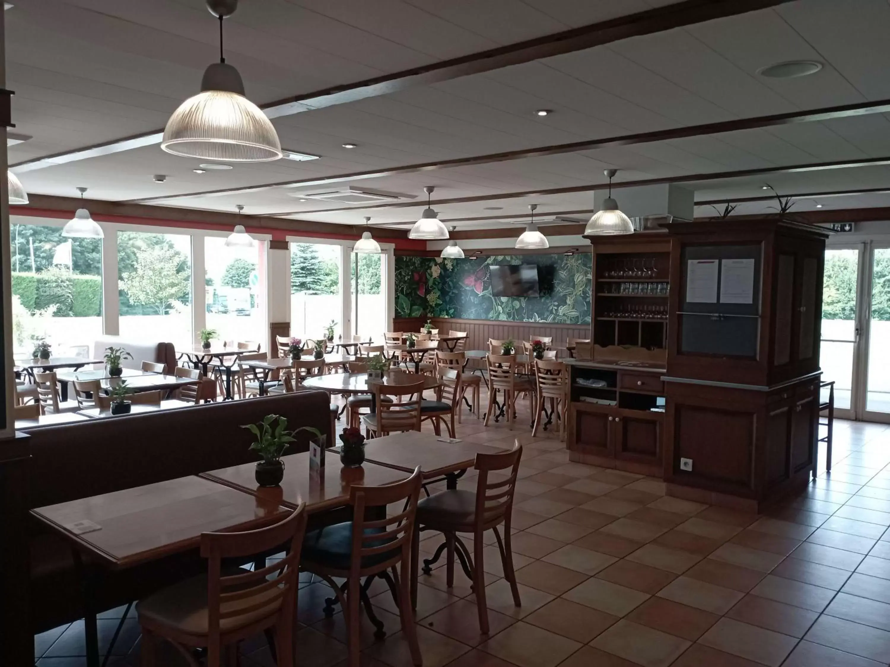 Restaurant/Places to Eat in ibis Albert Pays de Somme