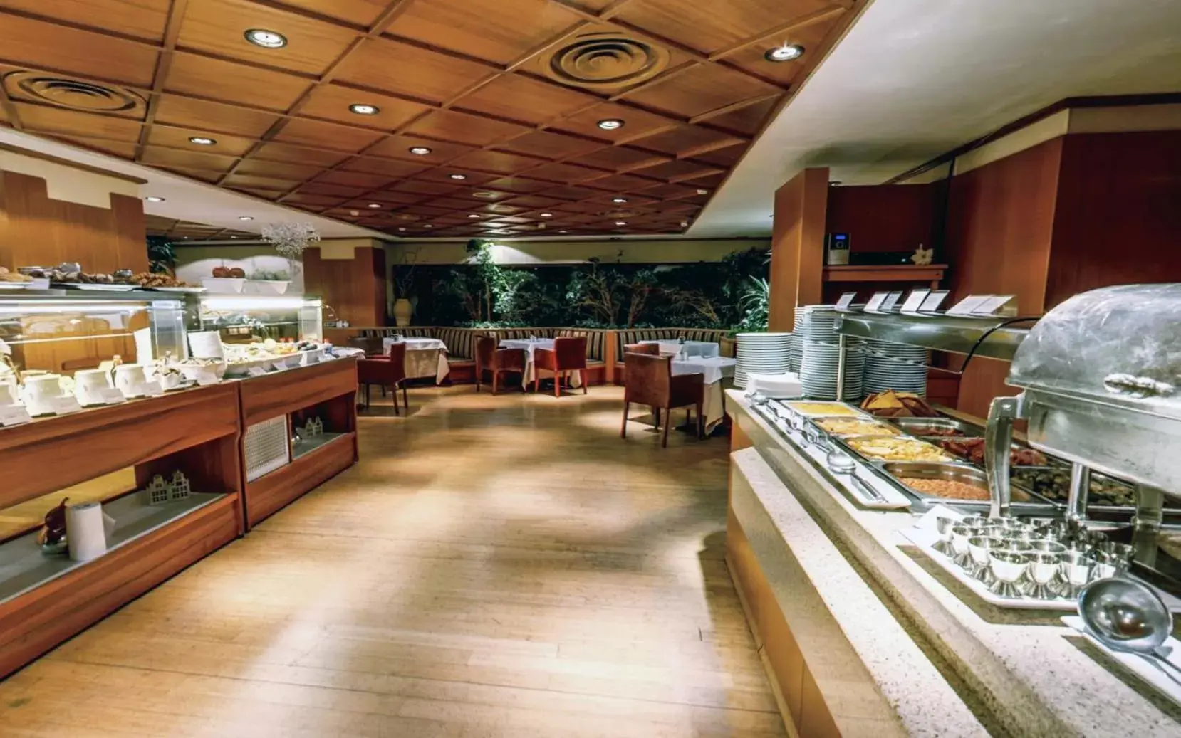 Restaurant/places to eat in Hotel Marinela Sofia Restaurant/places to eat in Hotel Marinela Sofia