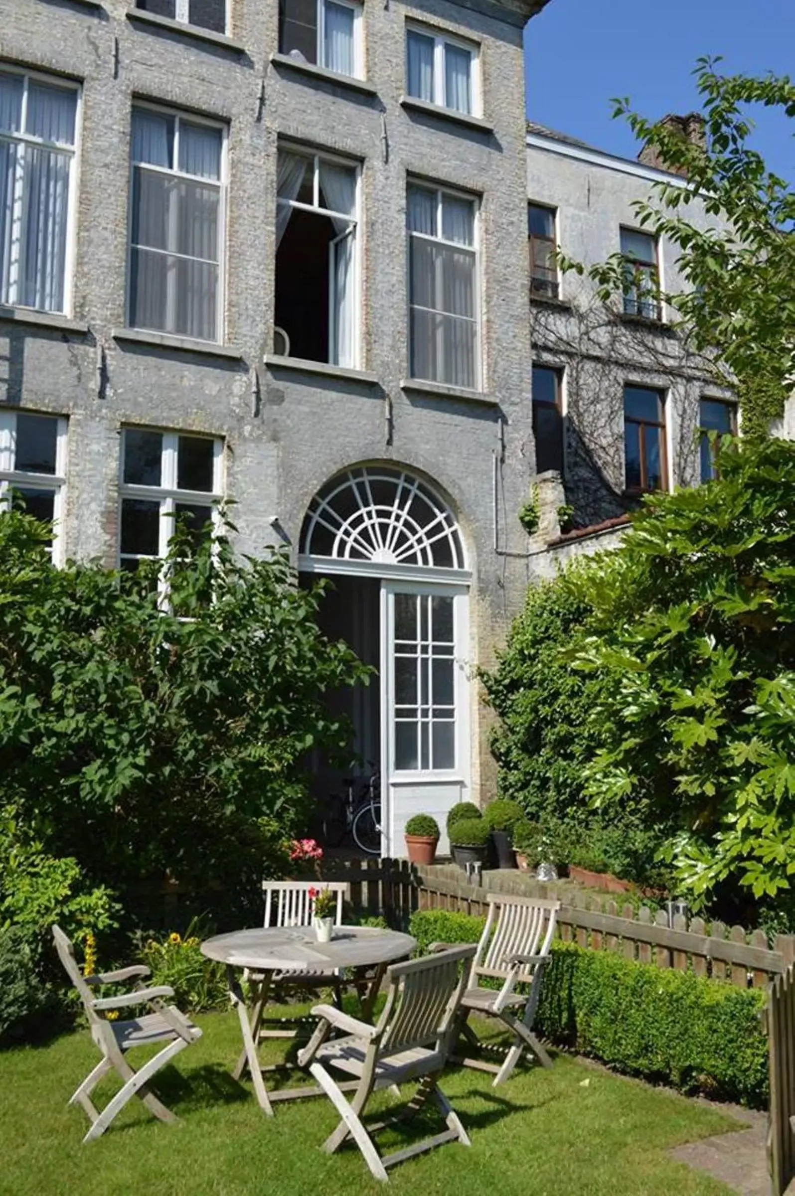 Facade/entrance, Property Building in Hotel Patritius