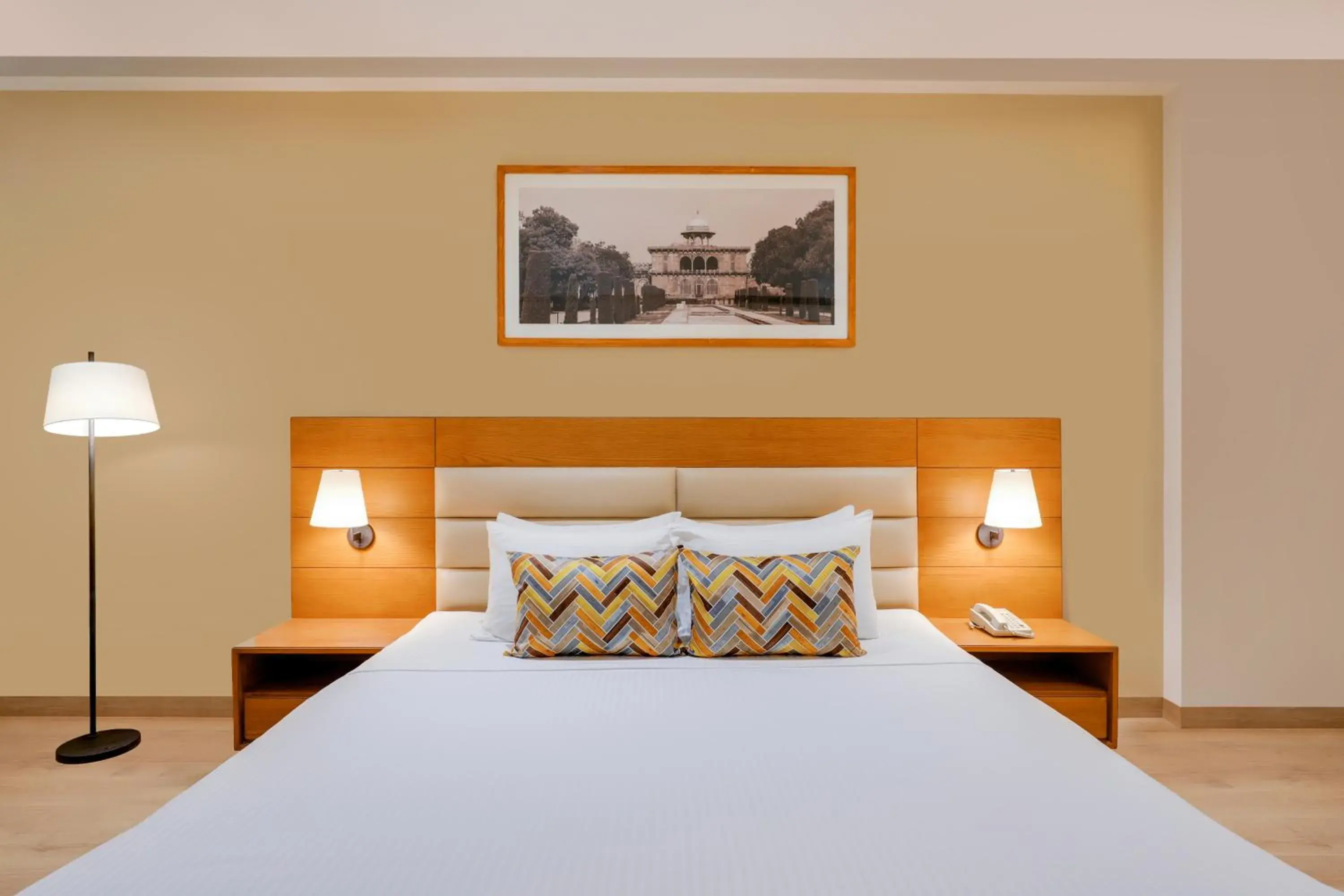 Bed in Lemon Tree Hotel Agra