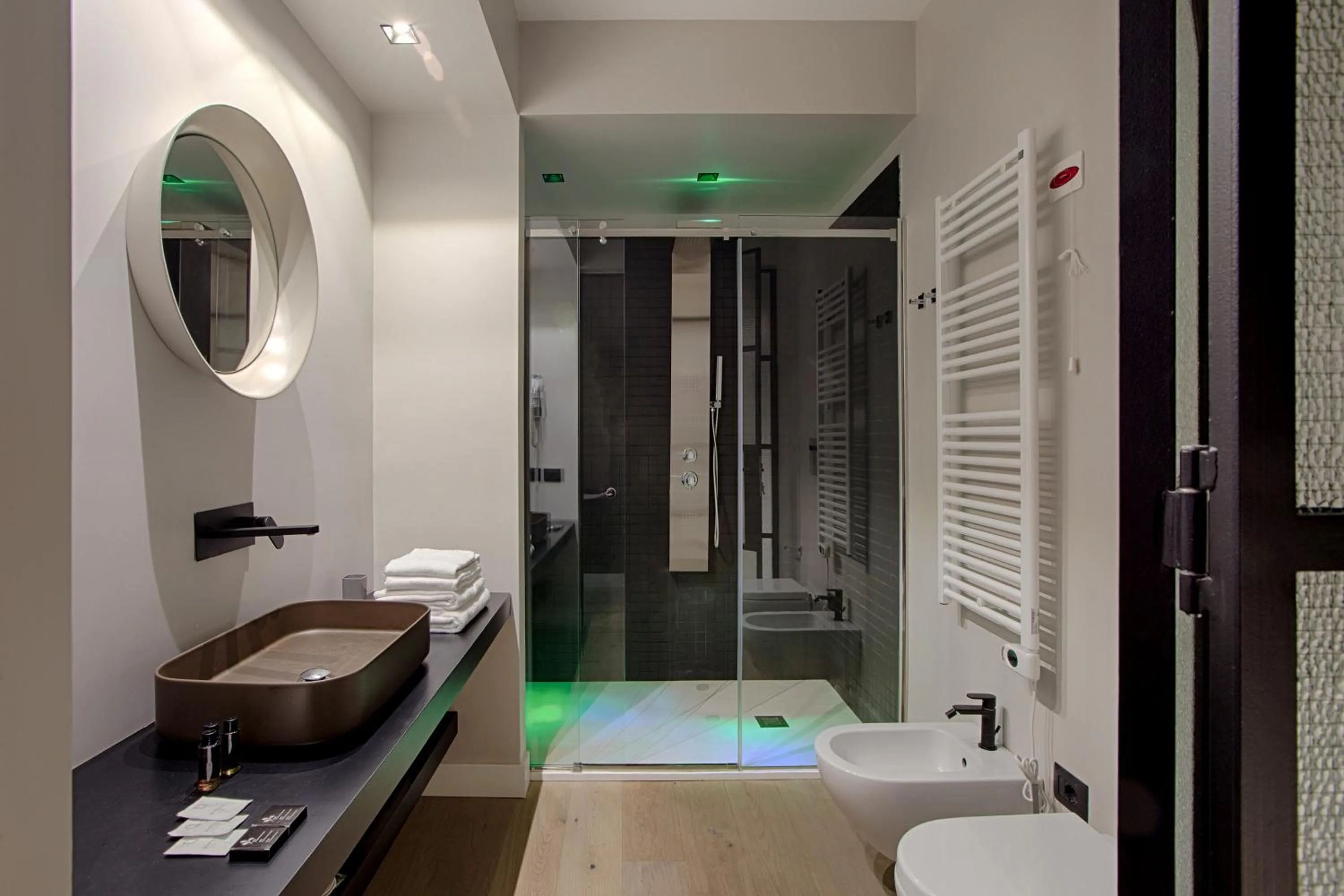 Bathroom in Casa Pacifico Napoli