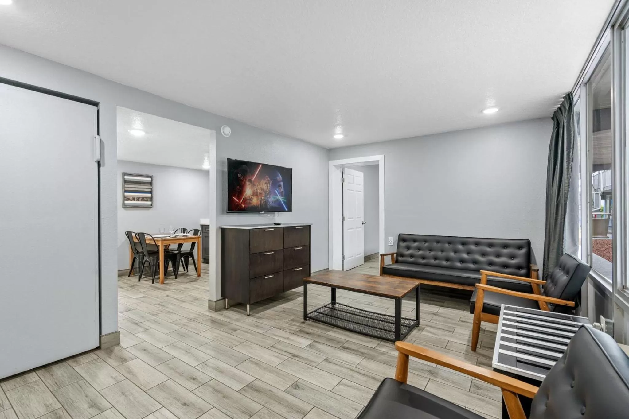 TV and multimedia in Celebration Suites