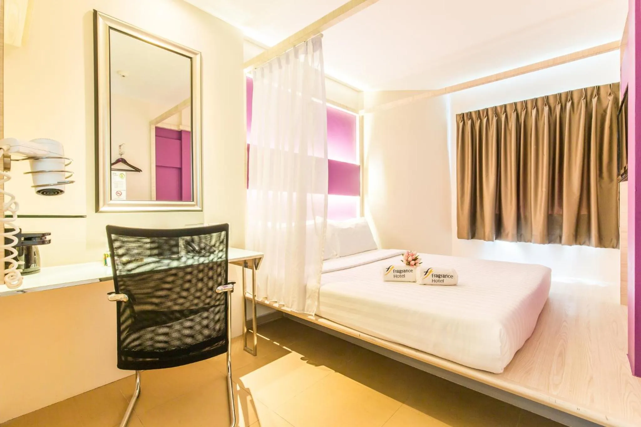 Bed in Fragrance Hotel - Viva