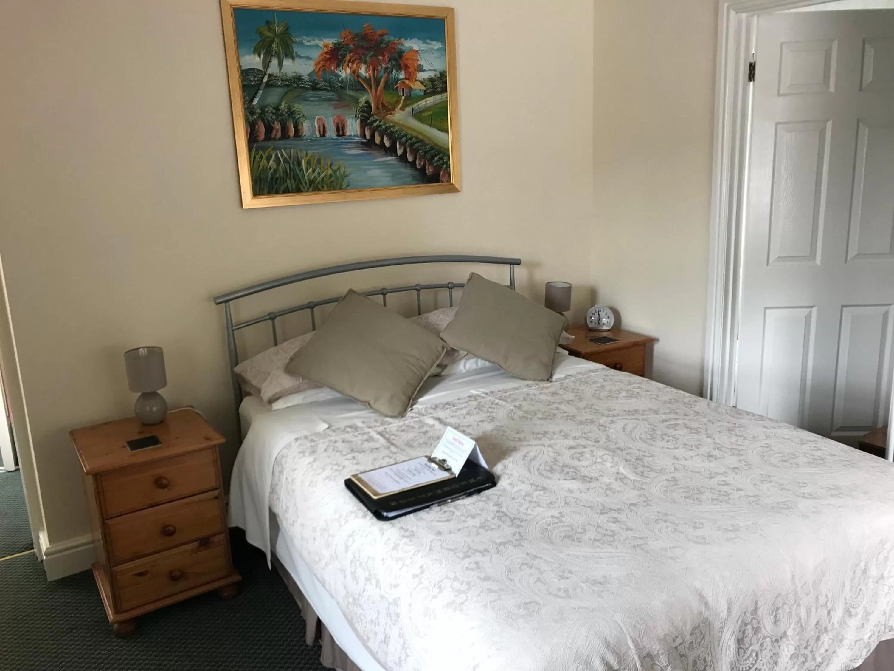 Bed in Bron Menai Guest House