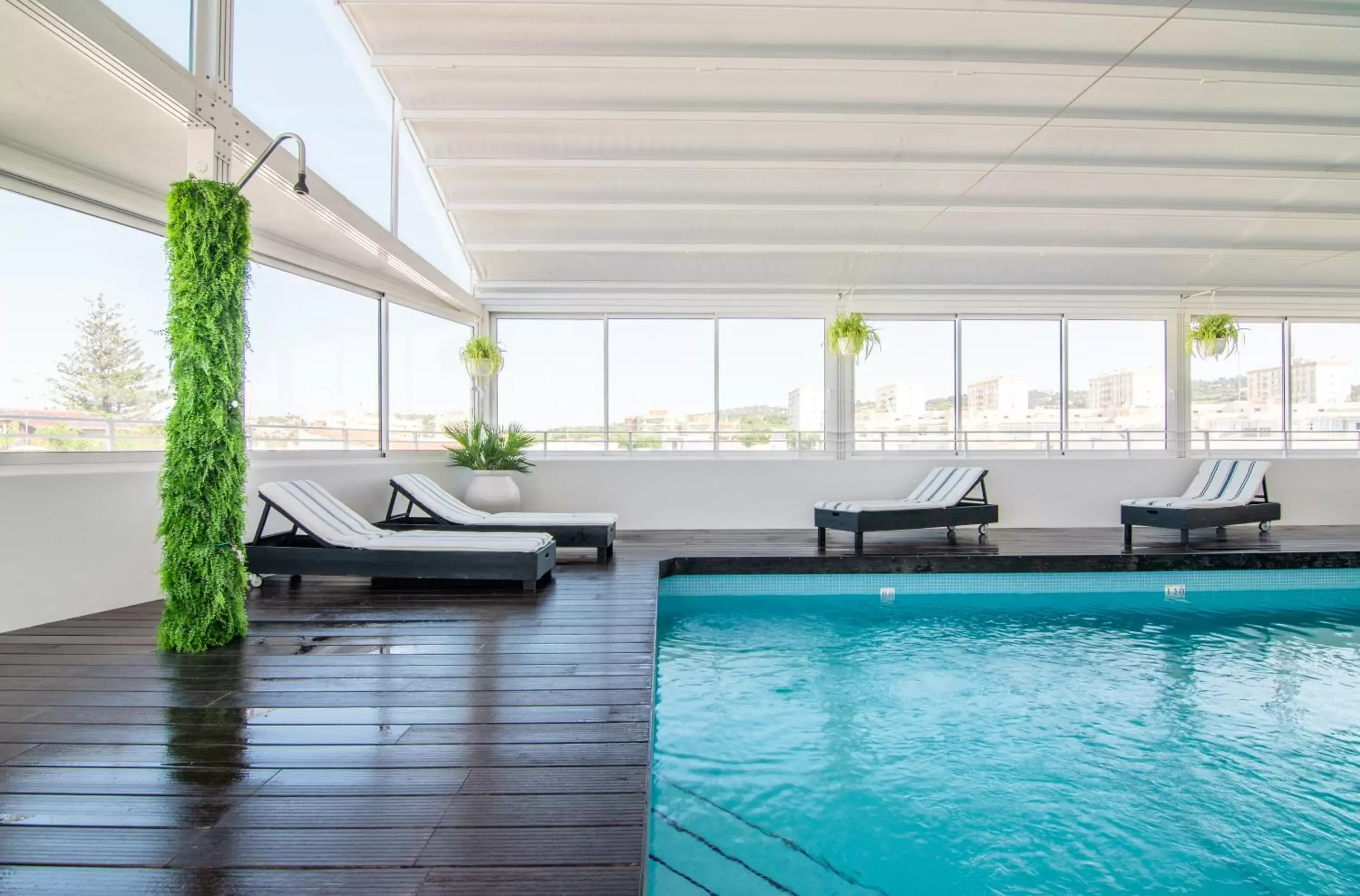 Swimming Pool in Loule Jardim Hotel