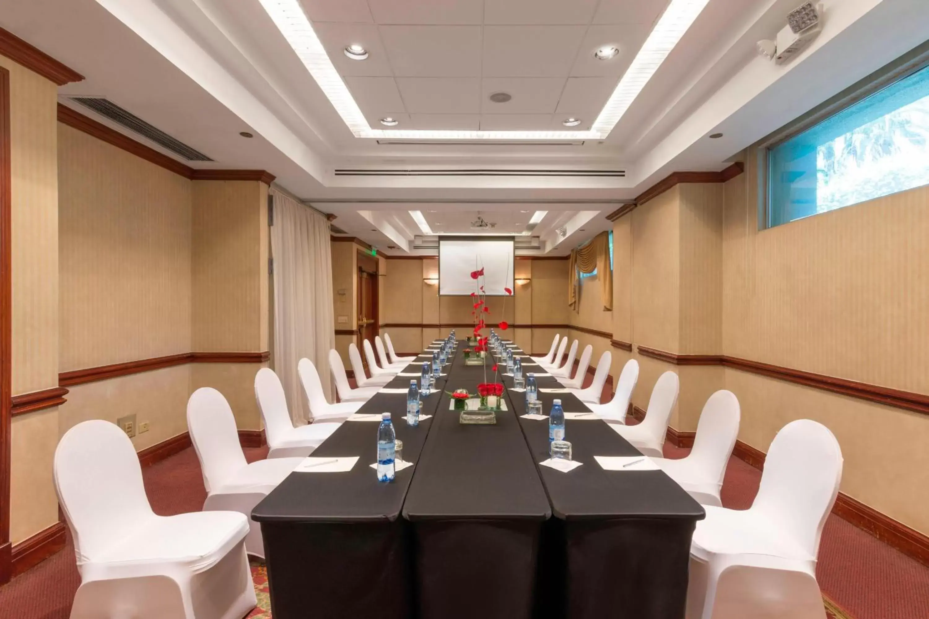 Meeting/conference room in JW Marriott Quito