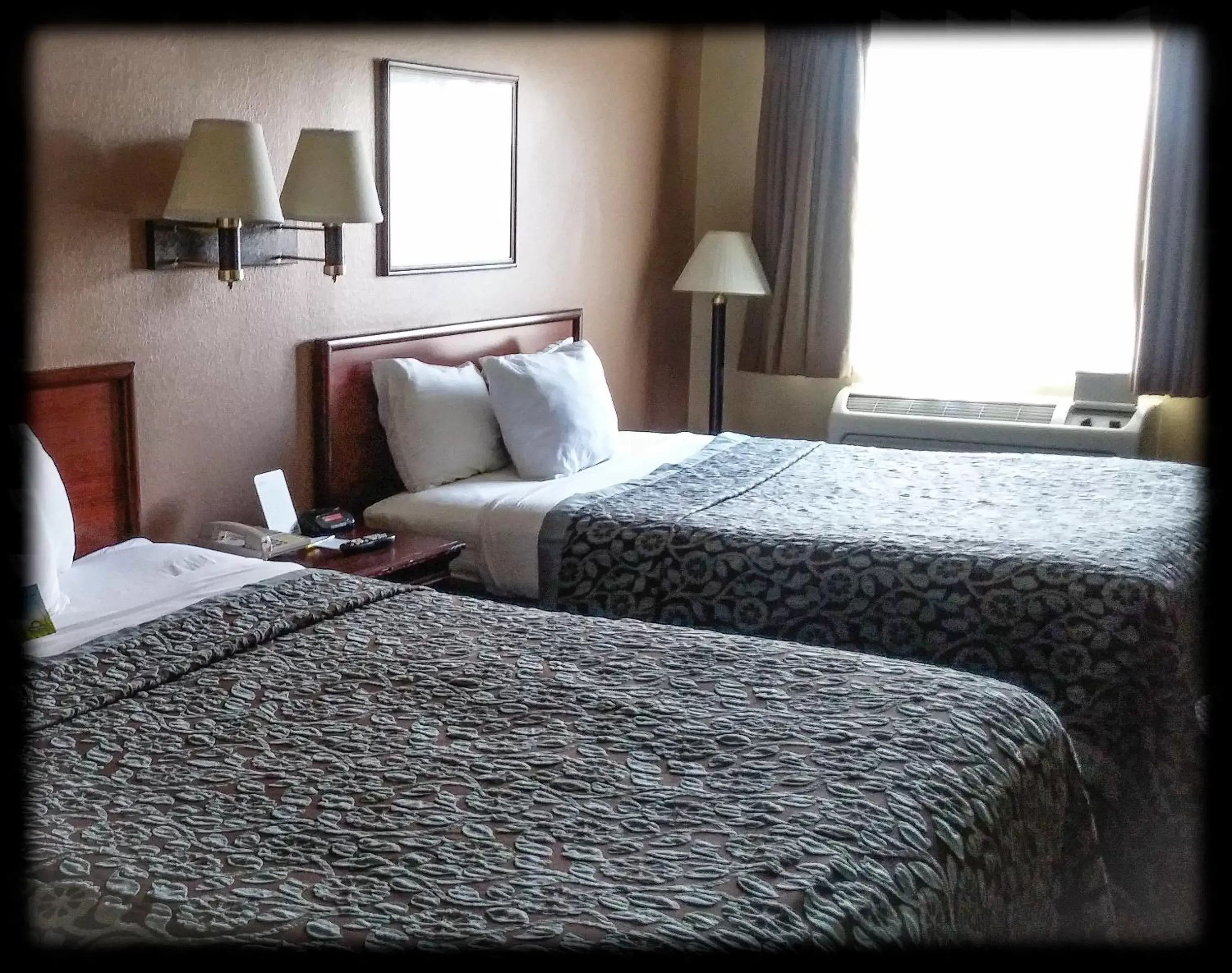 Queen Room with Two Queen Beds - Disability Access/Non-Smoking in Days Inn by Wyndham Collinsville St Louis