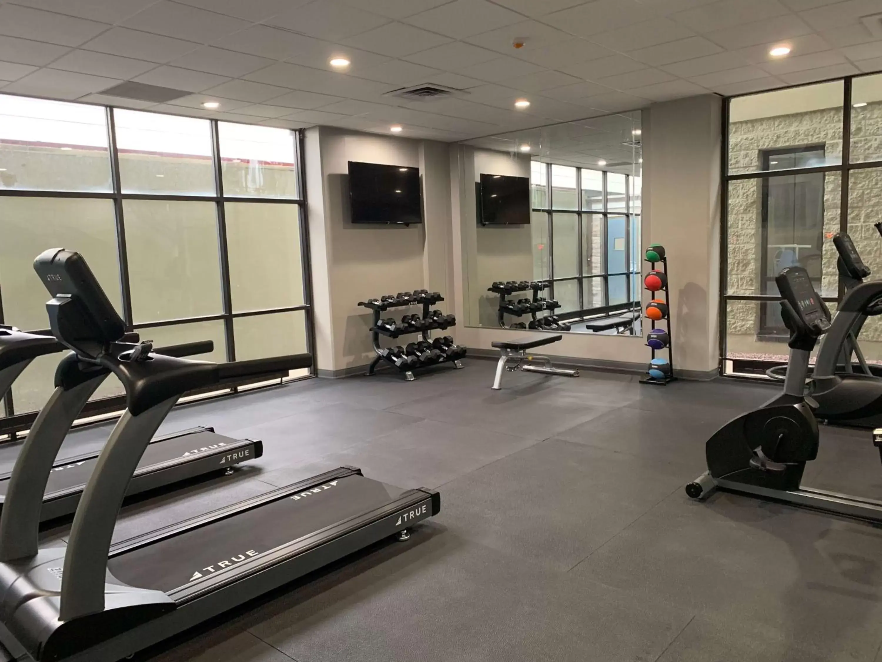 Fitness centre/facilities, Fitness Center/Facilities in Best Western Plus Clarks Summit Scranton Hotel