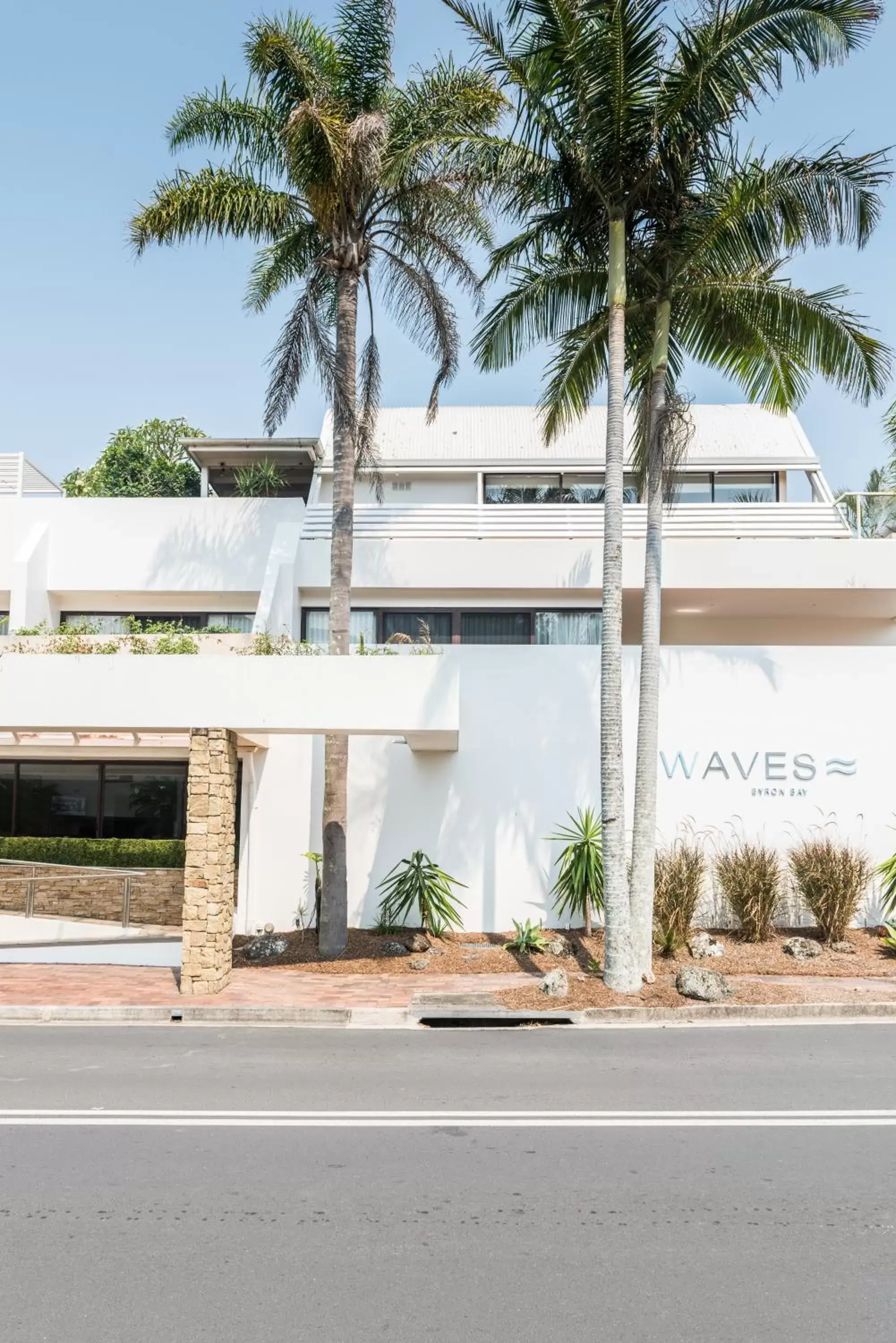Property Building in Waves Byron Bay