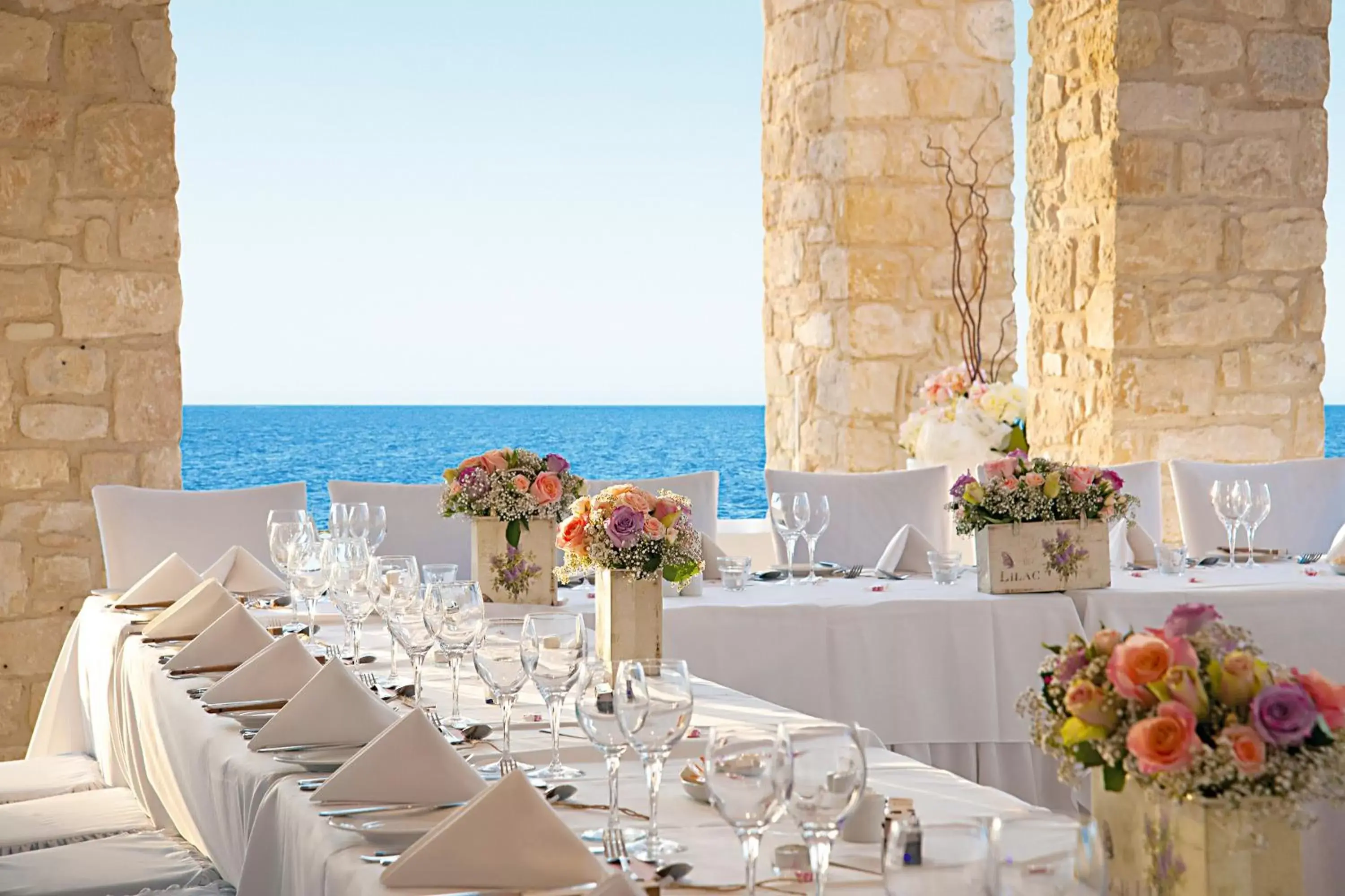 Banquet/Function facilities, Restaurant/Places to Eat in Alexander The Great Beach Hotel