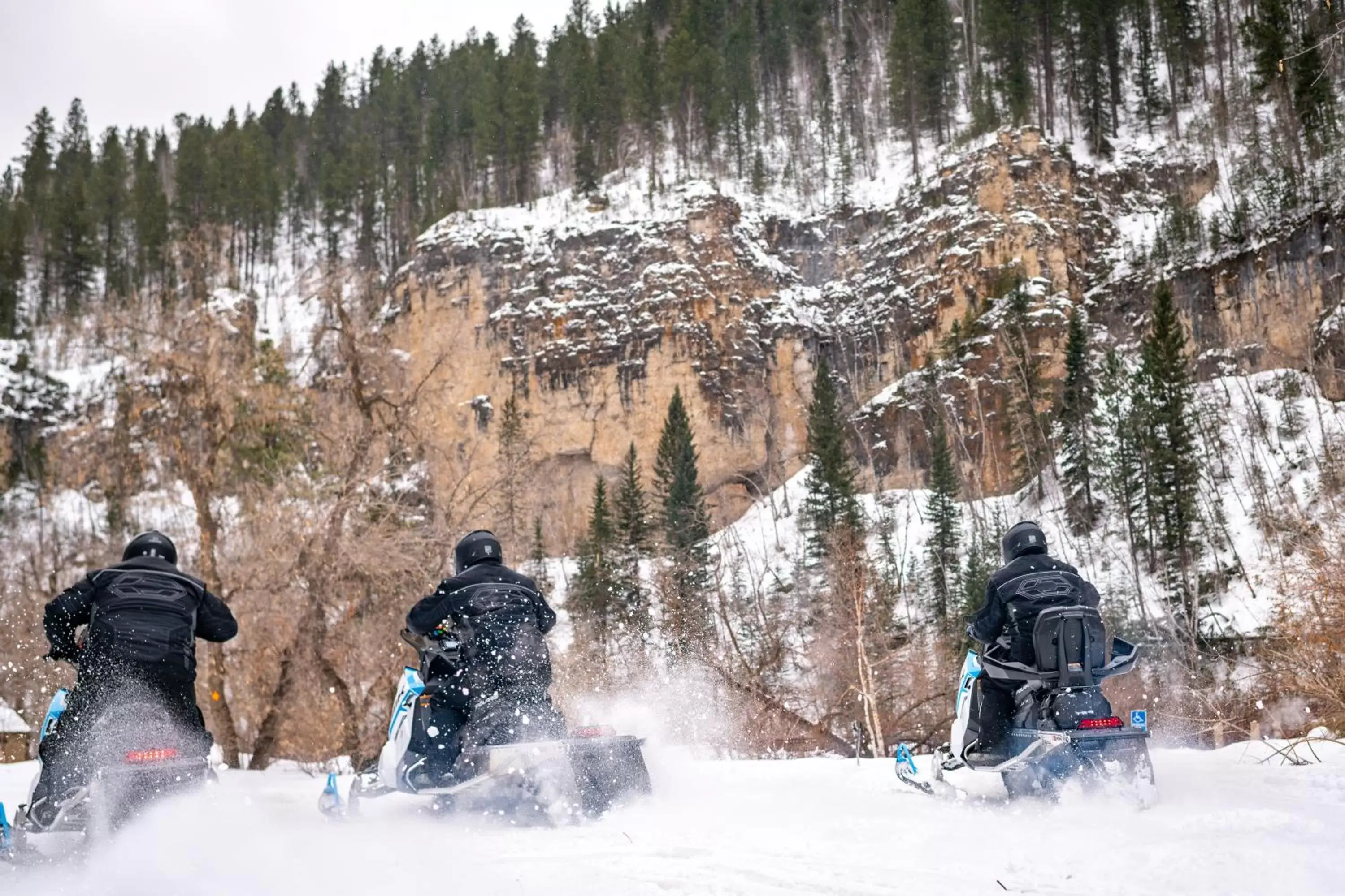 Winter in Spearfish Canyon Lodge