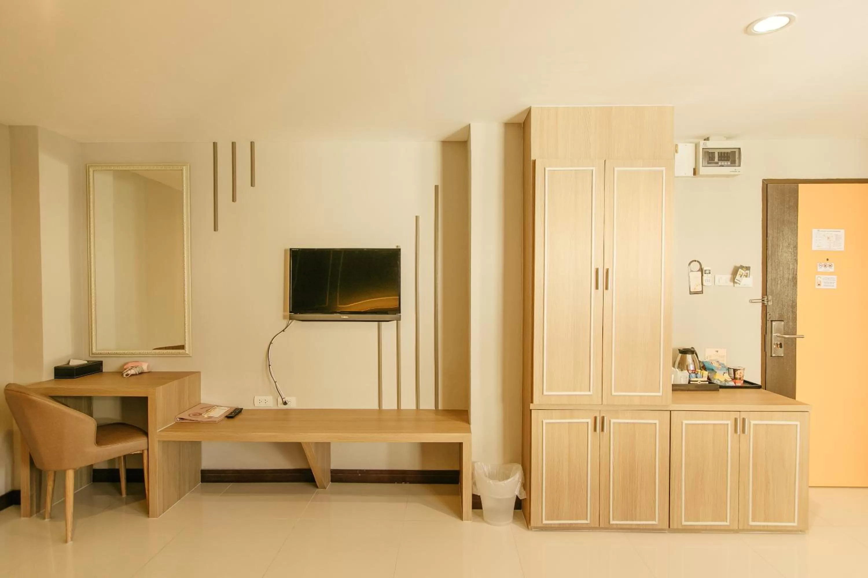 TV and multimedia in De Hug Hotel & Residence