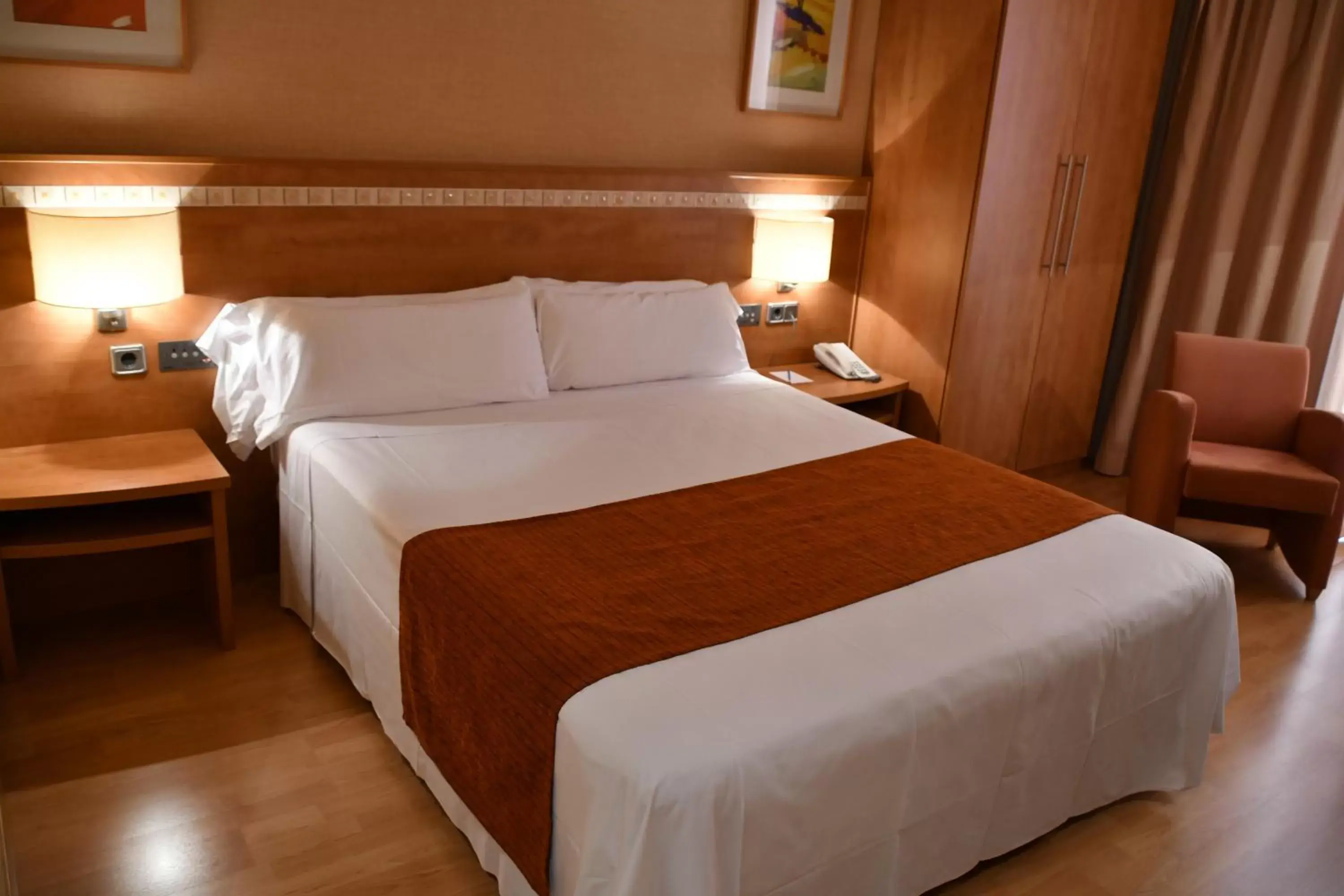Bed in Hotel Class Valls