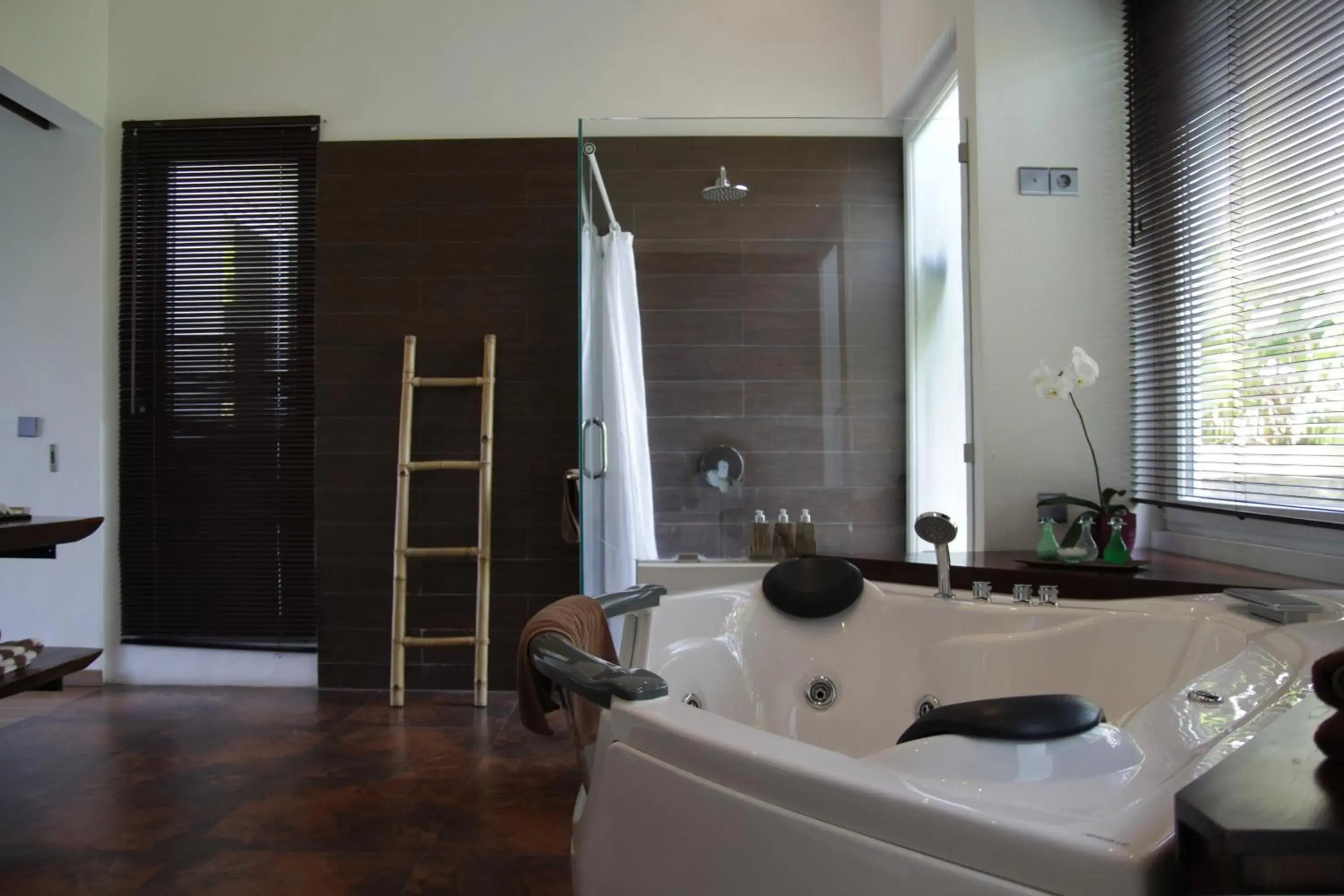 Bathroom in The Samara Villas & Restaurant