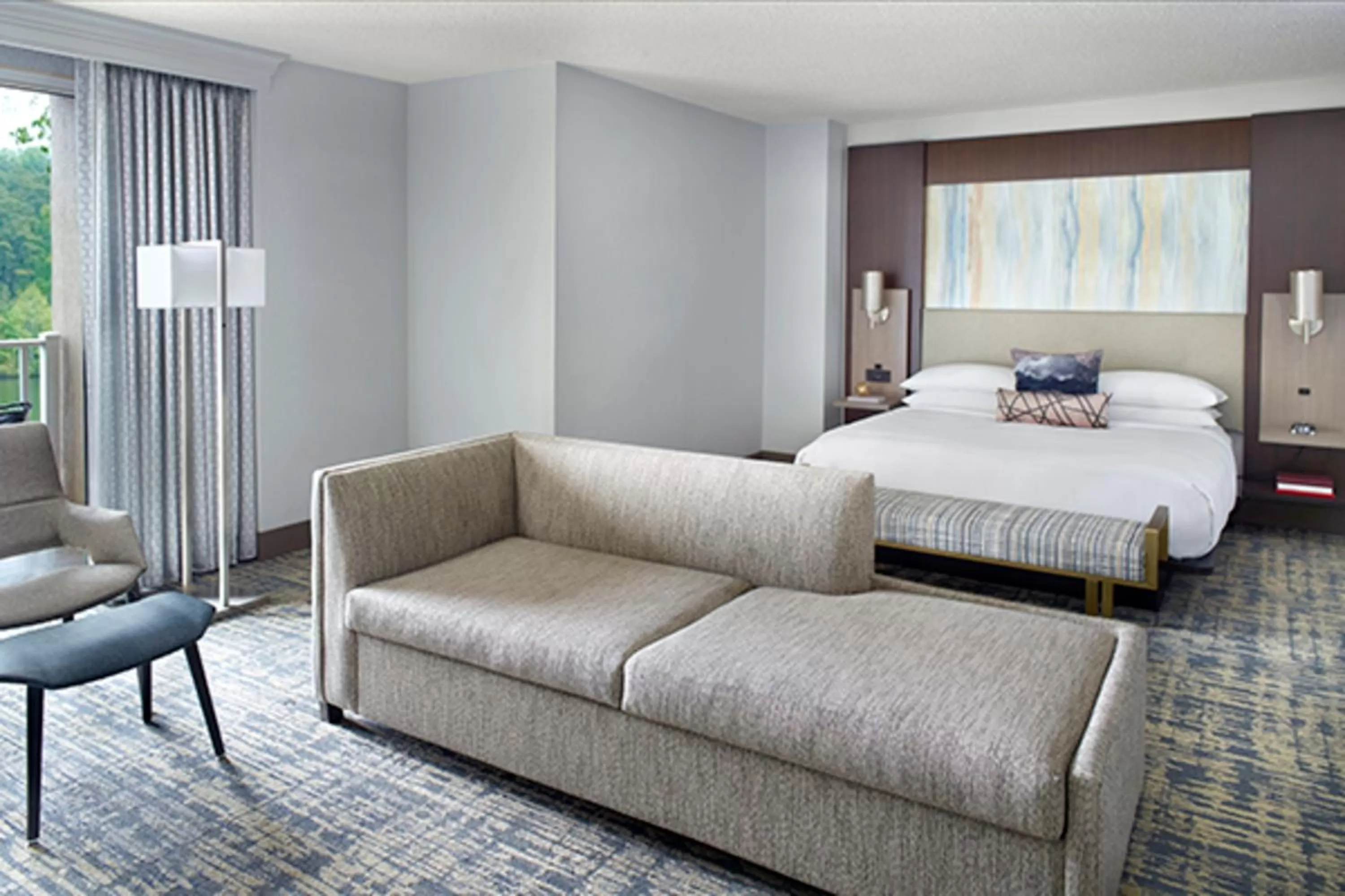 Bedroom, Bed in Atlanta Evergreen Lakeside Resort