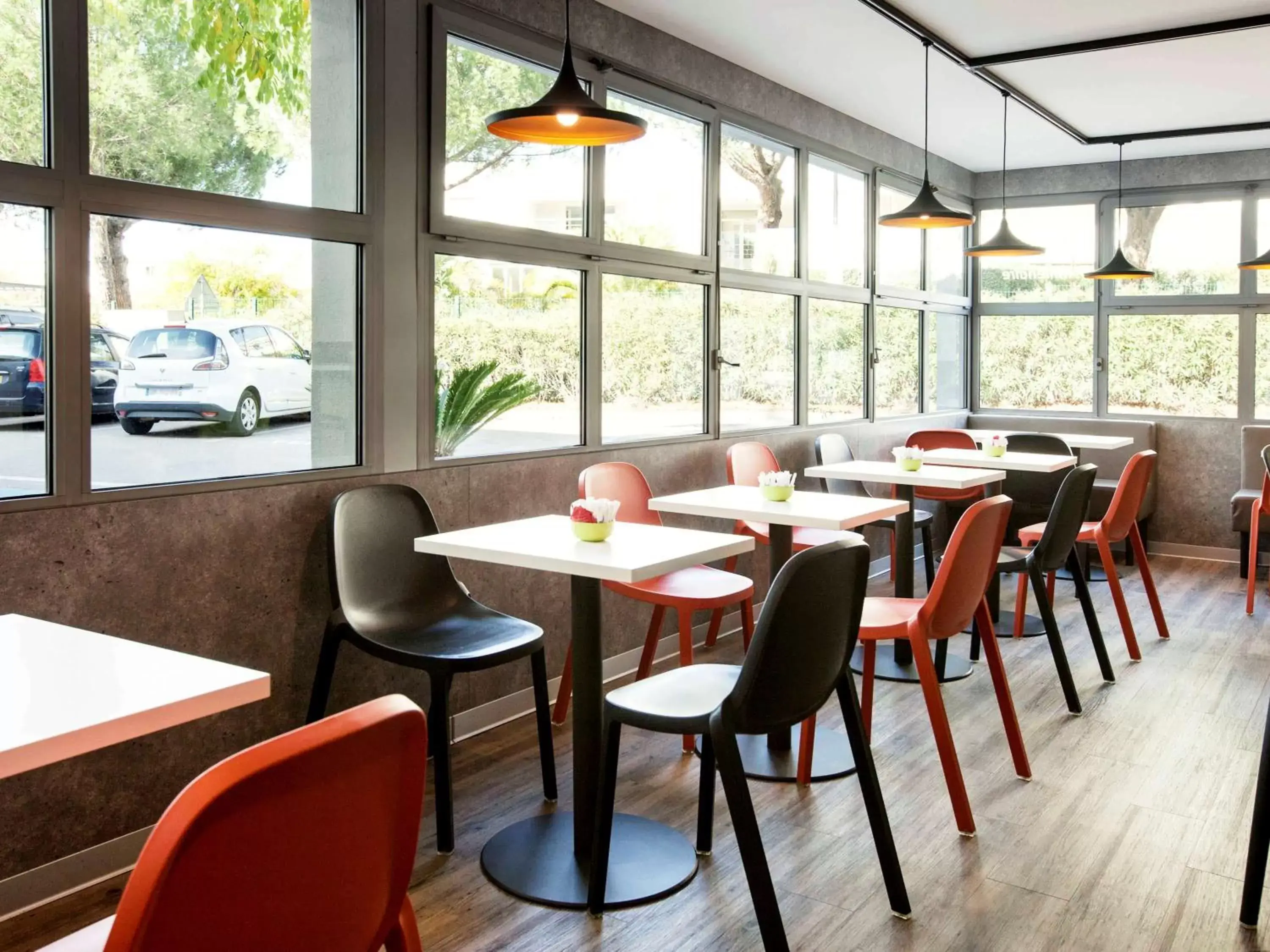 Restaurant/Places to Eat in Hotel Ibis Budget Montpellier Centre Millenaire -