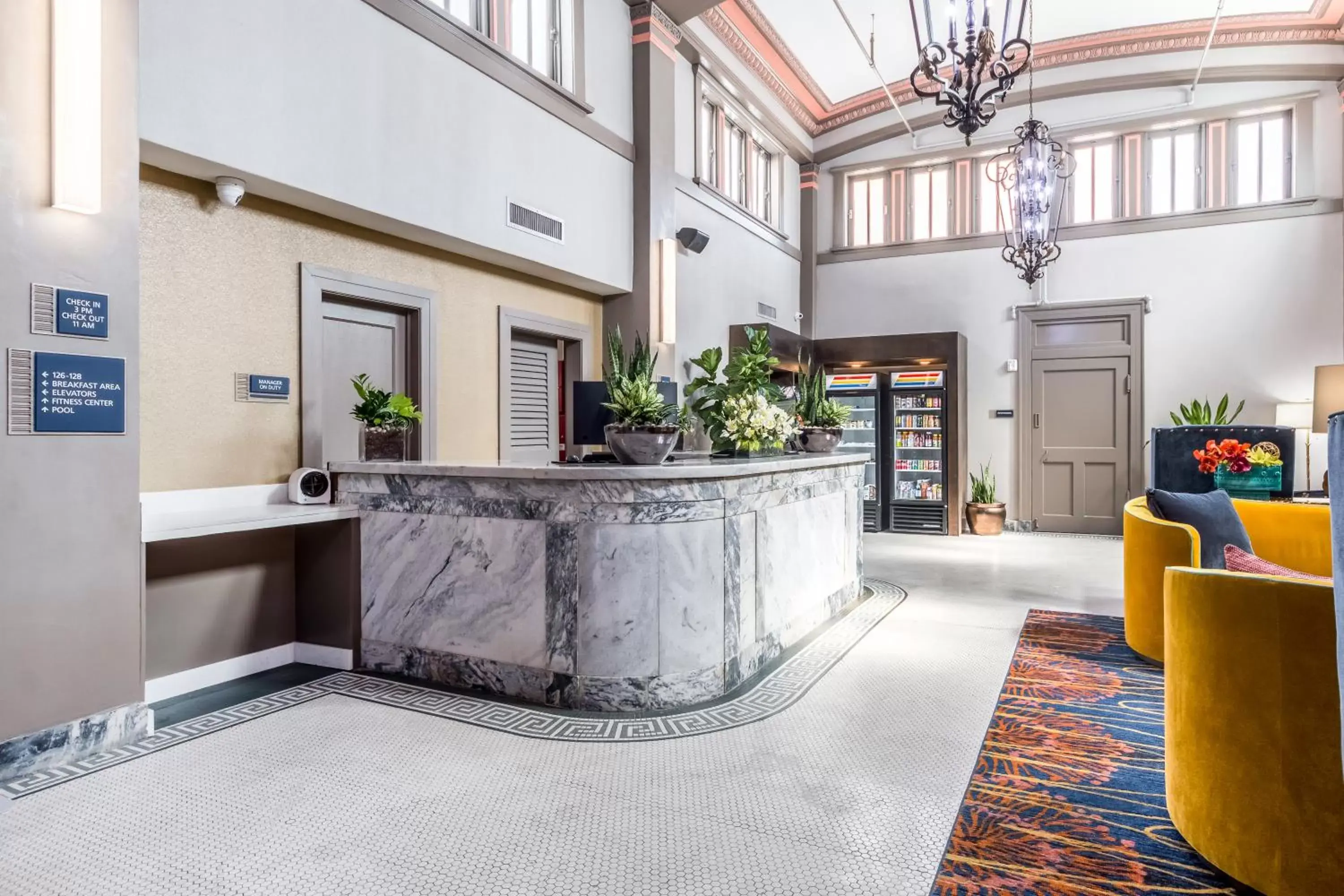 Lobby/Reception in Best Western Premier Historic Travelers Hotel Alamo/Riverwalk