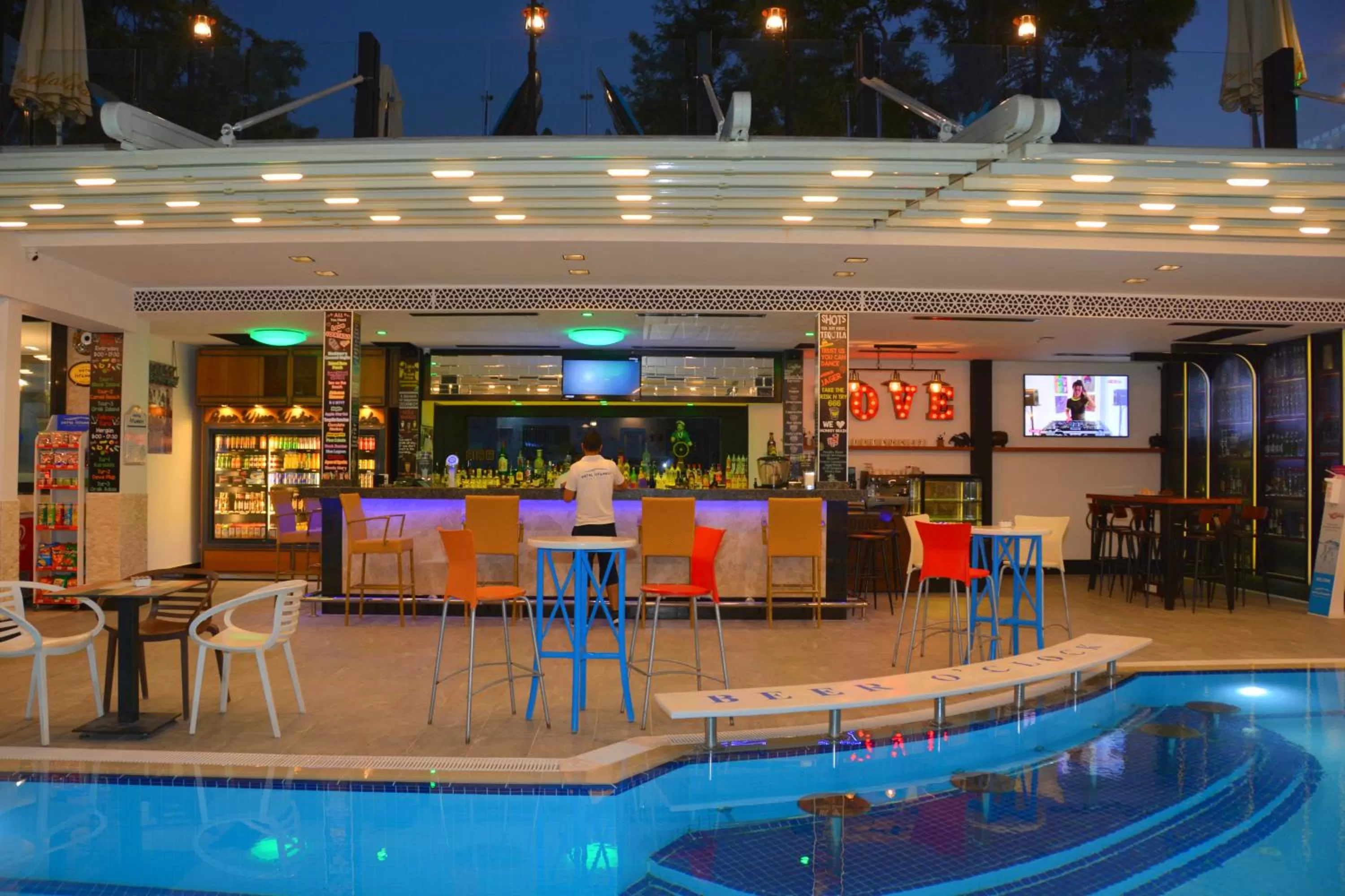 Karaoke in Istankoy Hotel