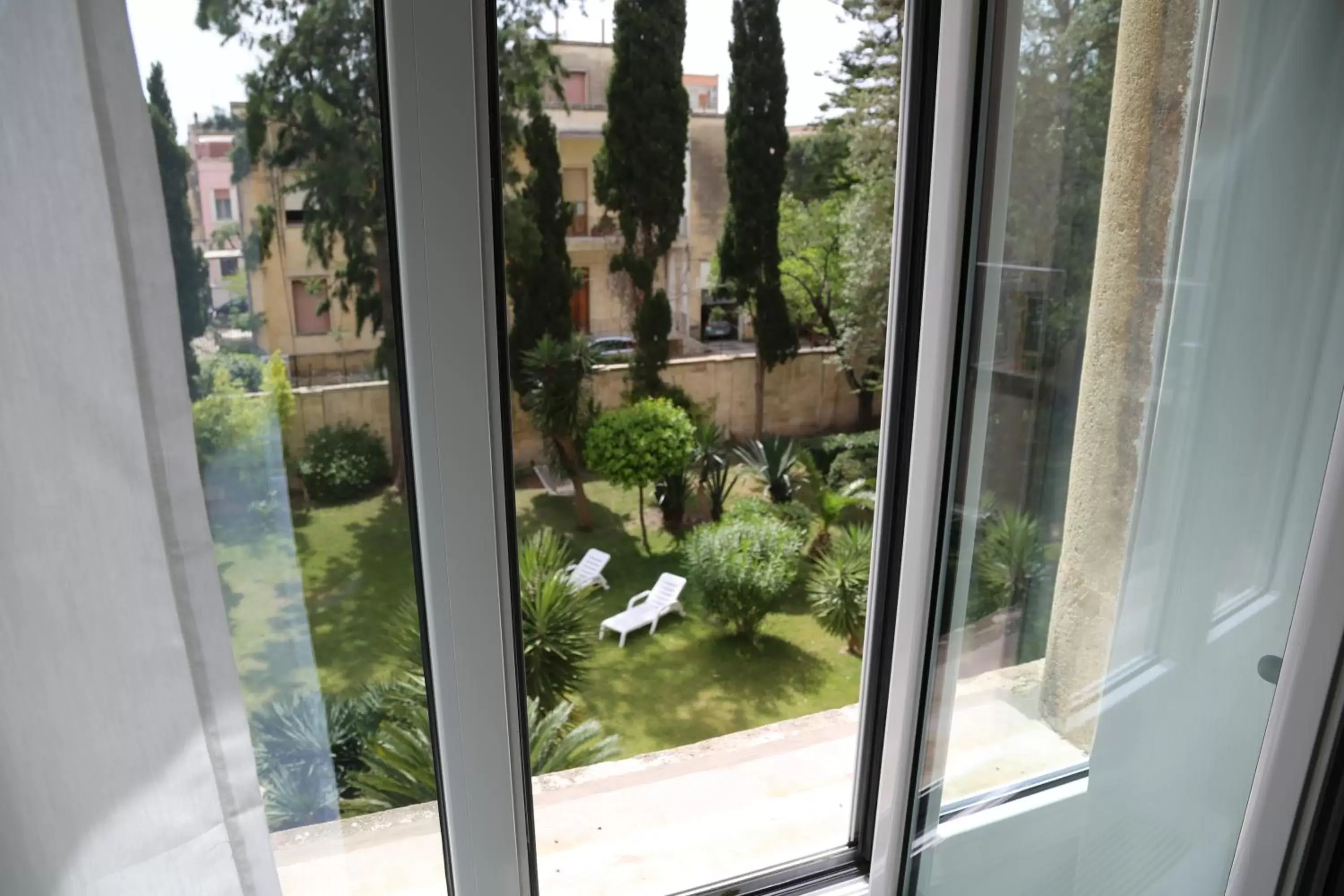 On site, Garden View in Palazzo Bignami