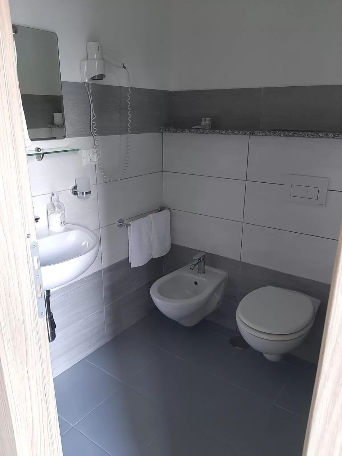 Bathroom in Hotel Conca d'Oro