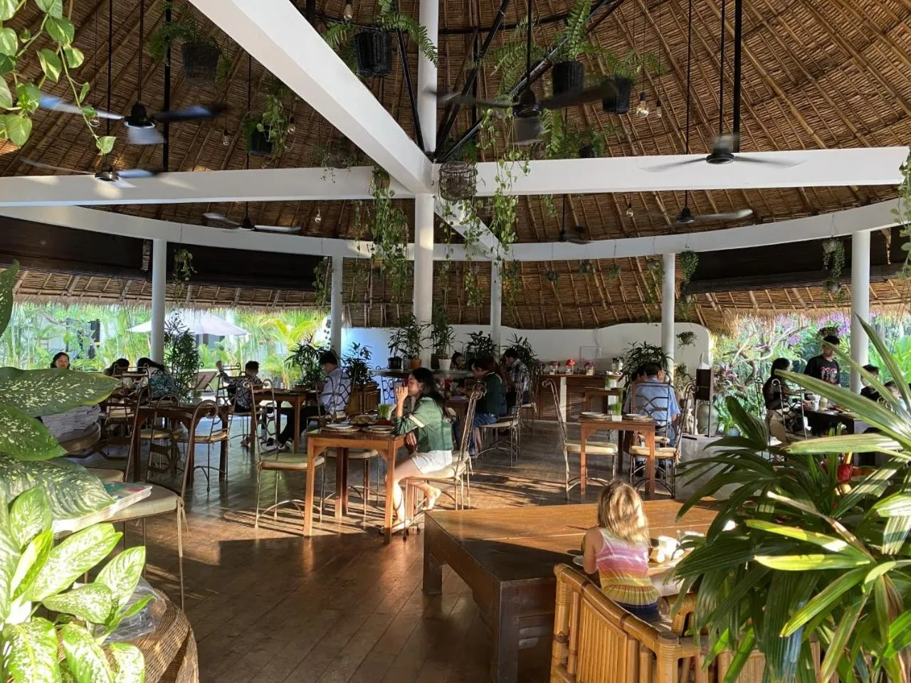 People in Navutu Dreams Resort & Wellness Retreat