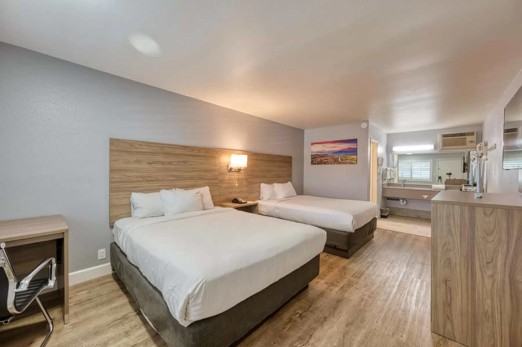 Bed in Vagabond Inn San Luis Obispo