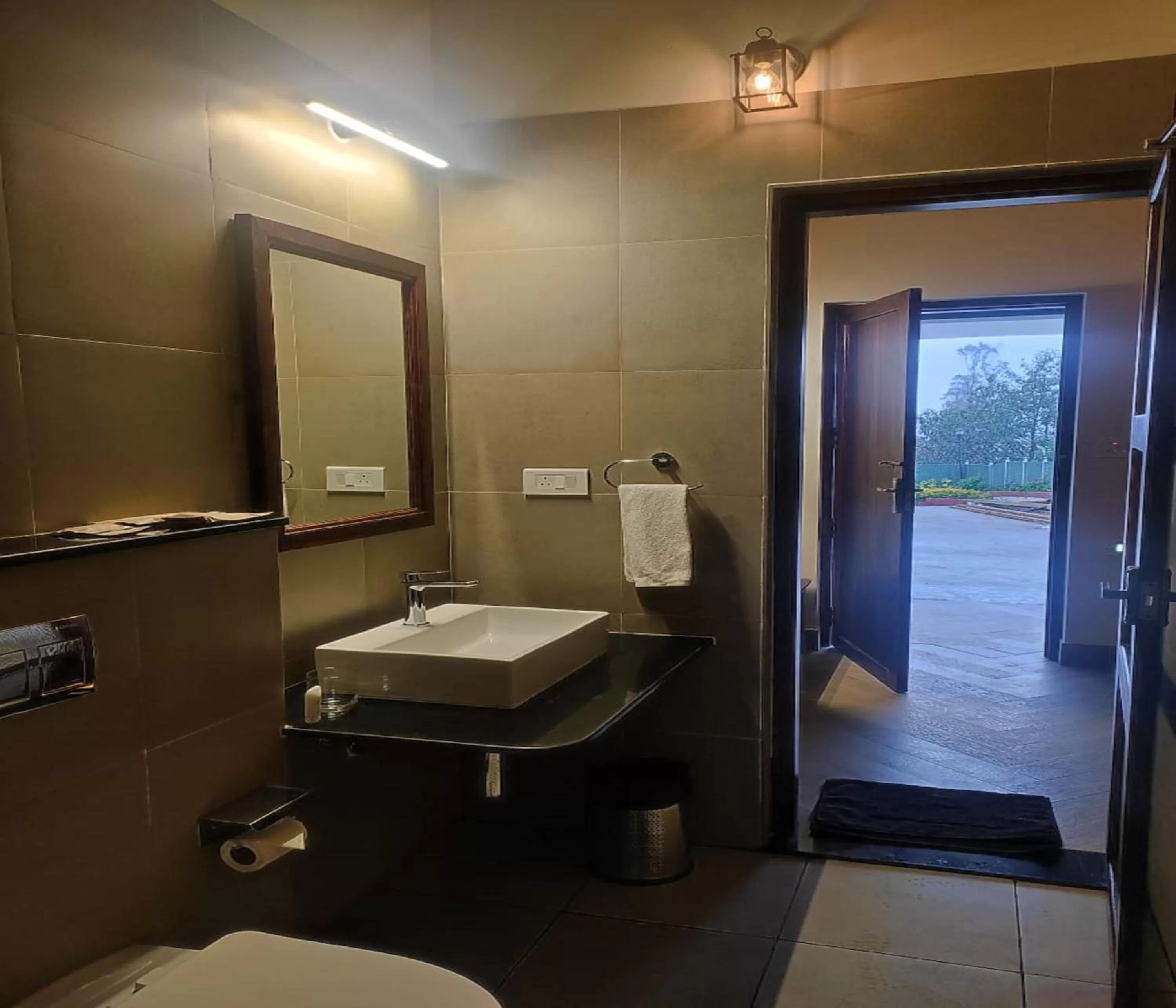 Bathroom in Mango Hill Kodai