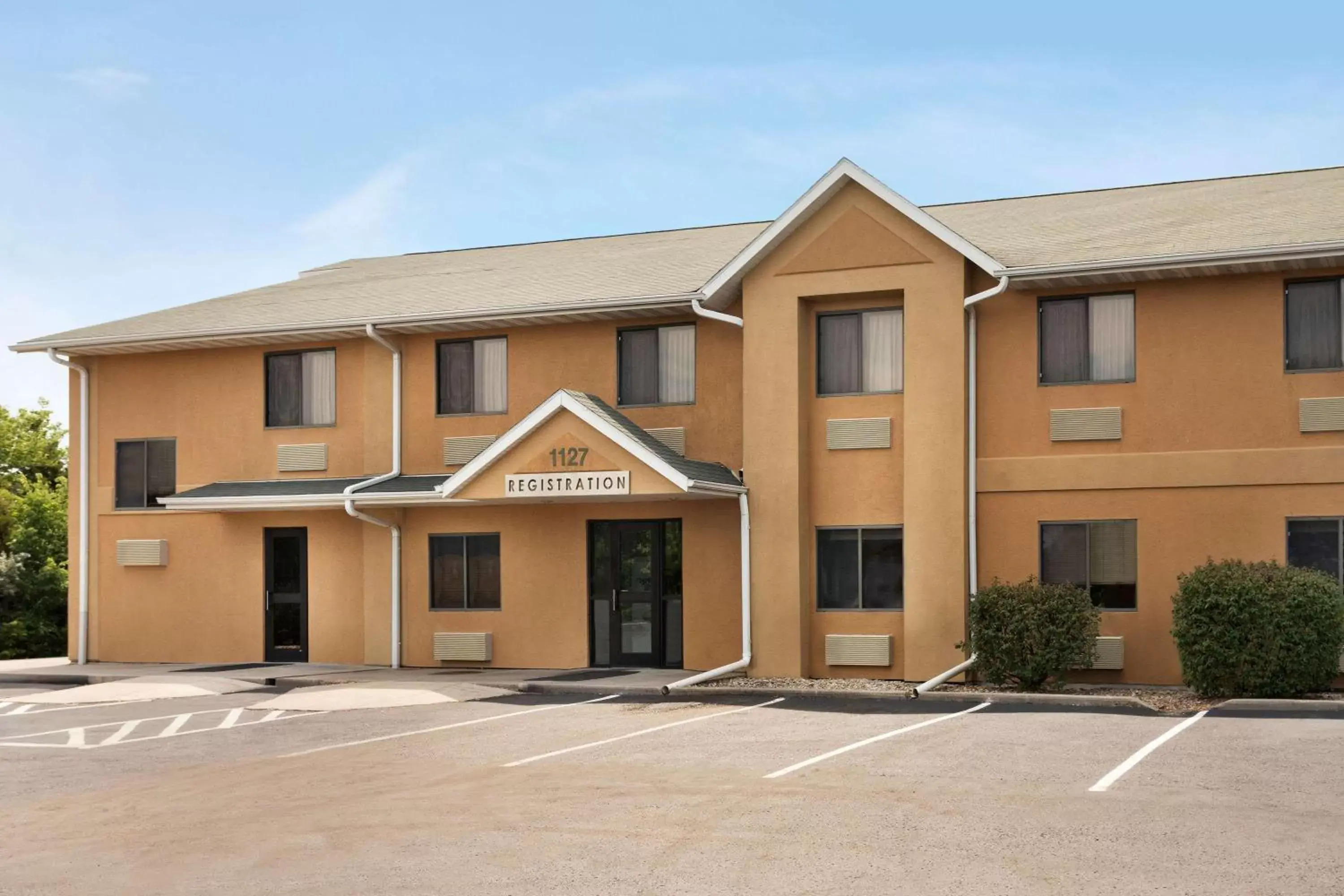 Property building in Travelodge by Wyndham Marysville Property building in Travelodge by Wyndham Marysville