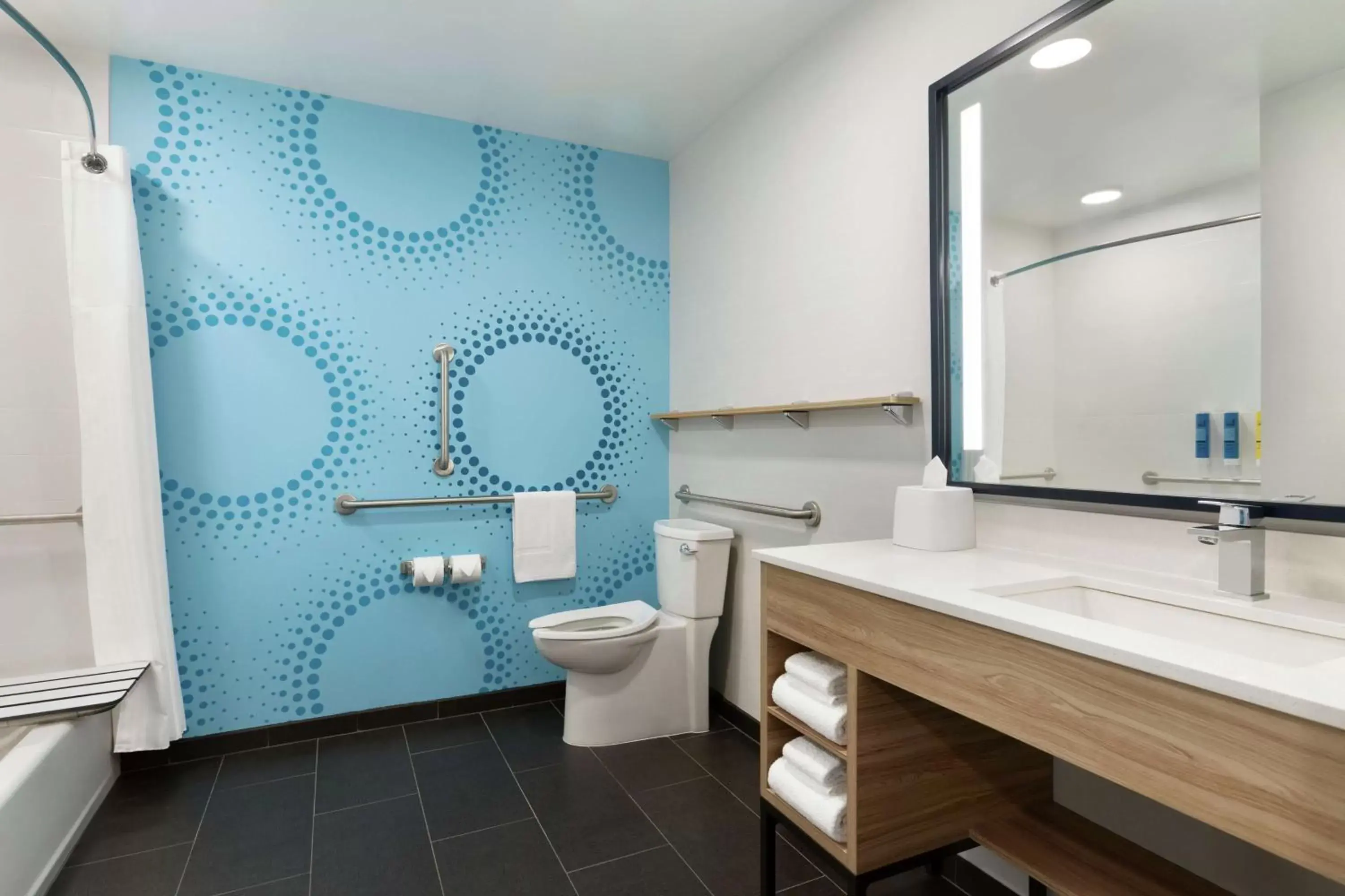 Bathroom in Tru By Hilton Harbison Columbia