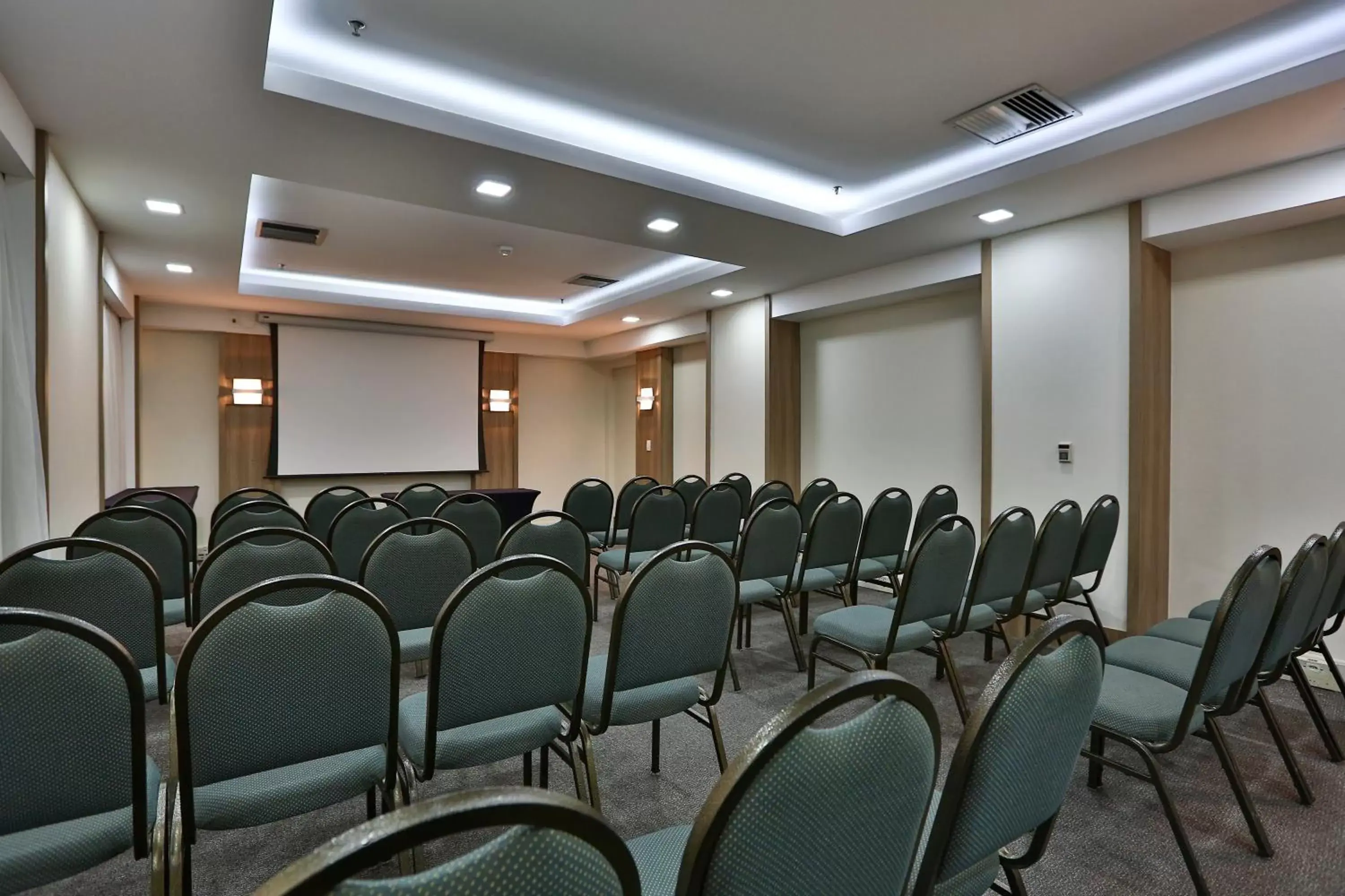 Meeting/conference room in Transamerica Executive Jardins