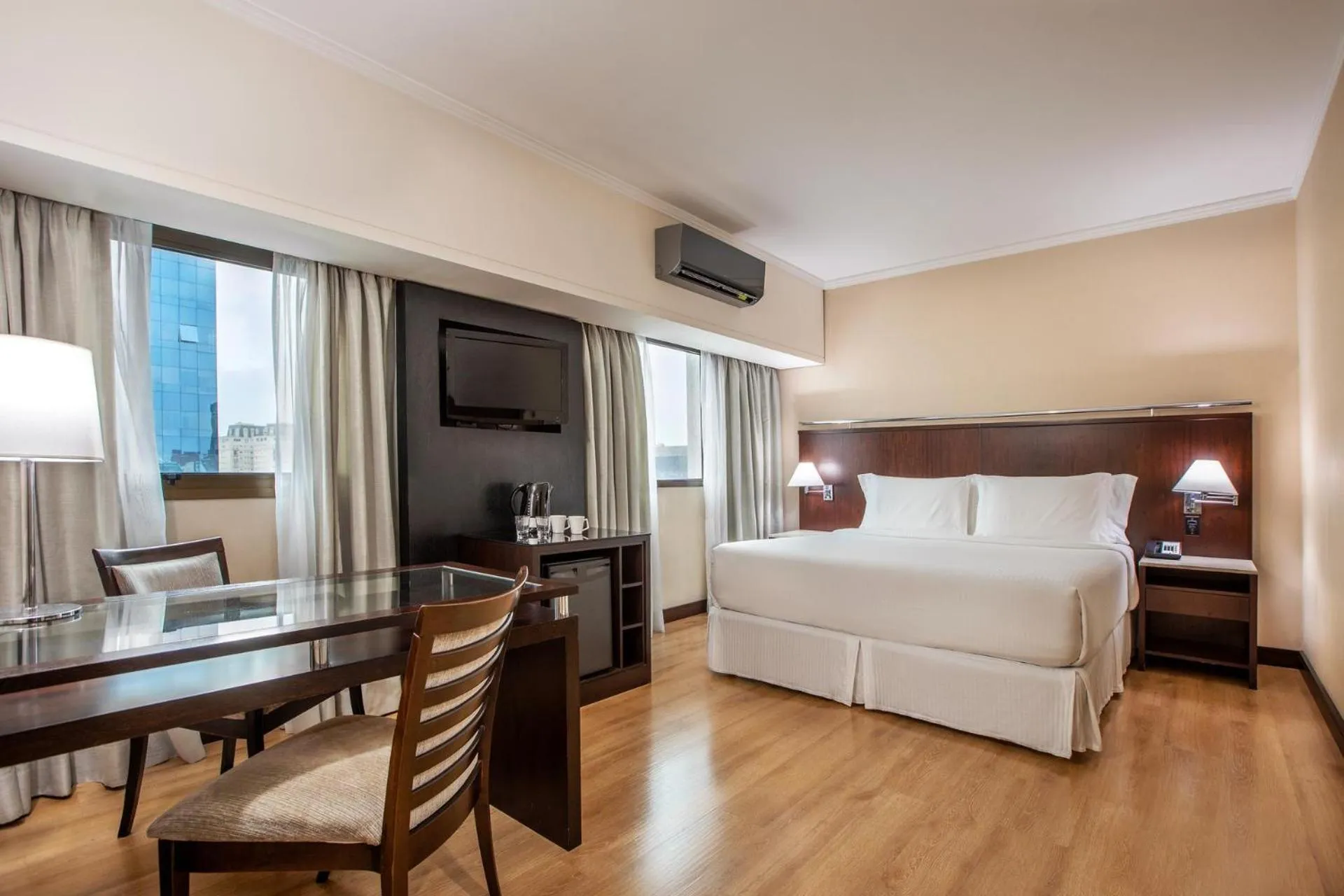 Photo of the whole room, Bed in INNSiDE by Meliá São Paulo Iguatemi