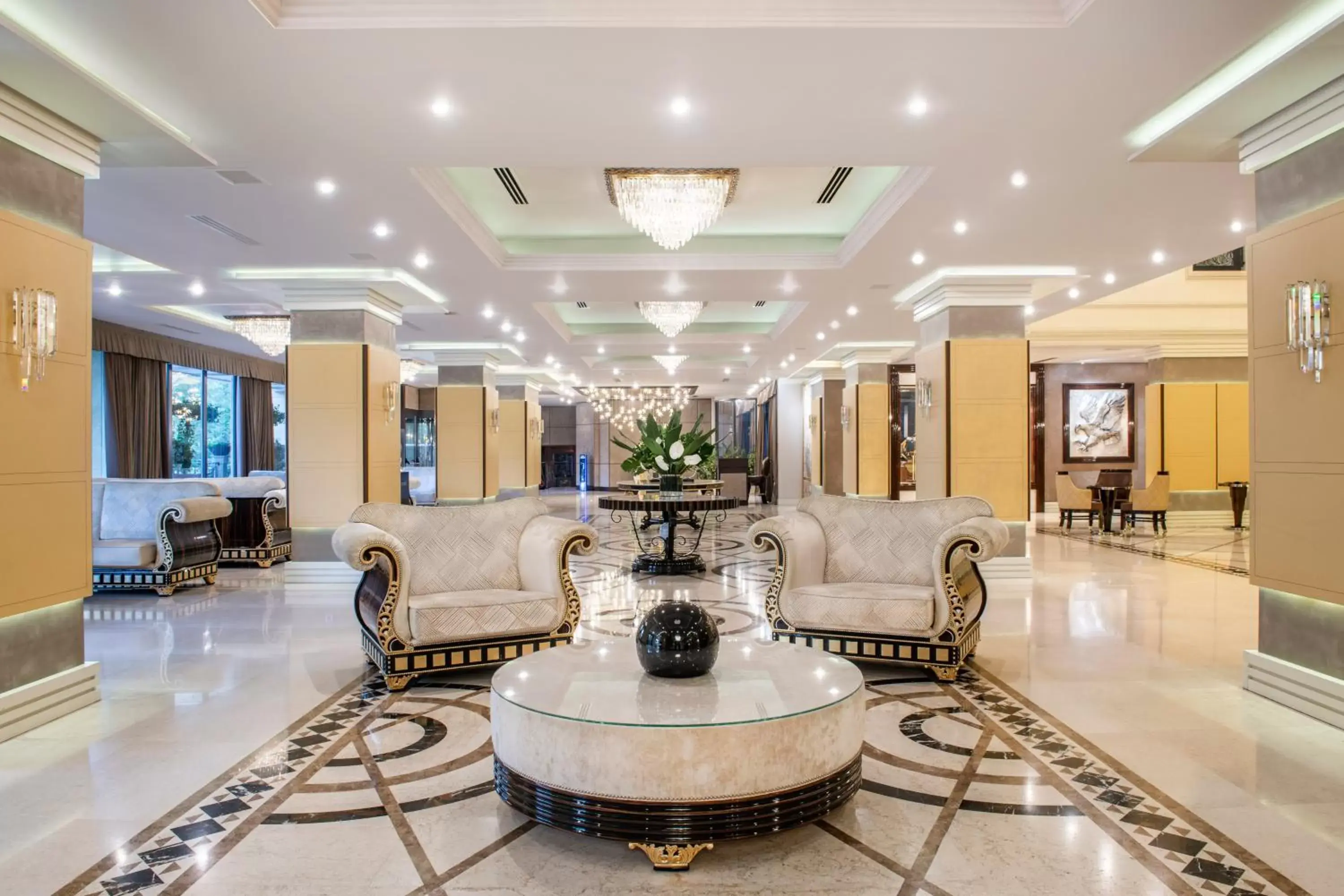 Lobby/Reception in Ambassadori Tbilisi Hotel