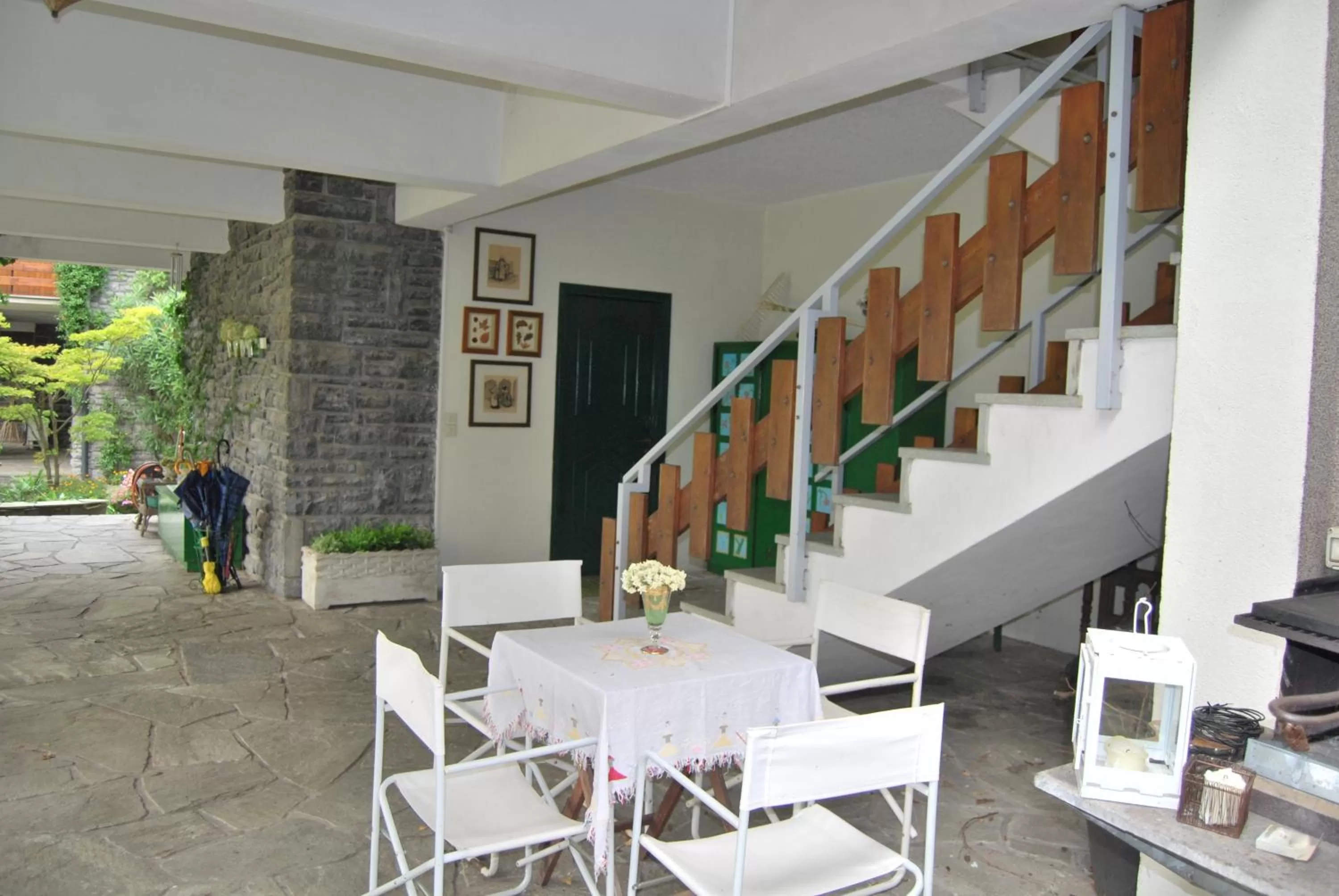 Patio in B&B Le Ortensie -Lago di Como